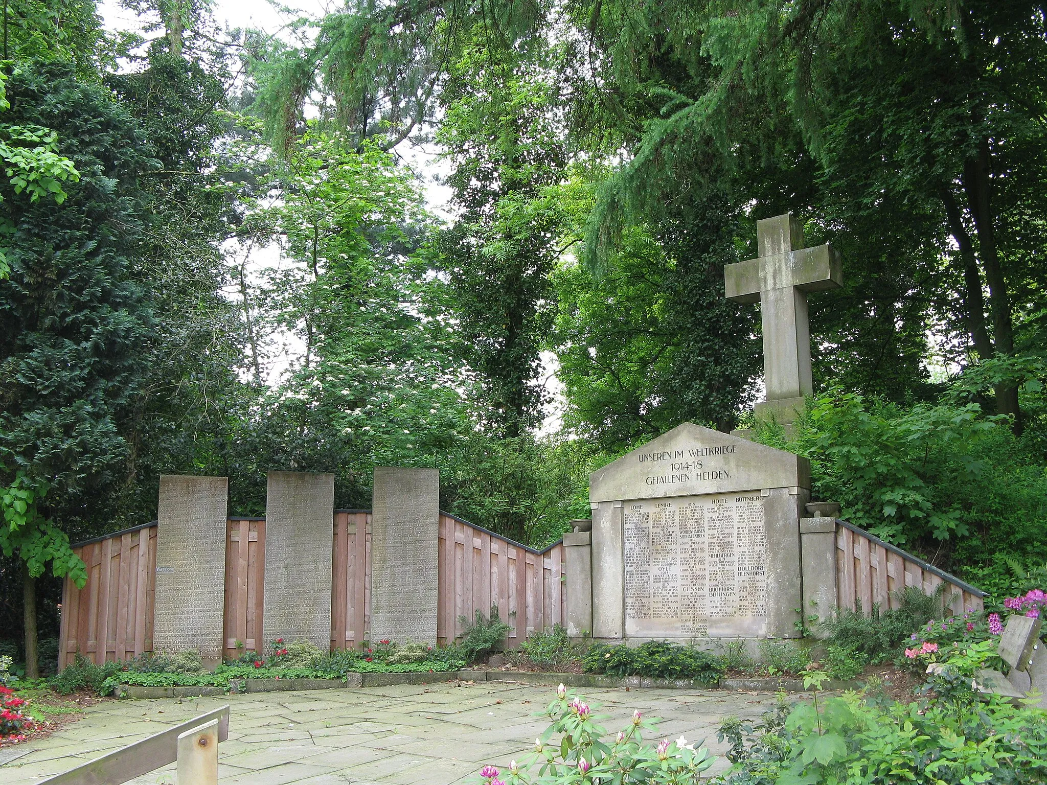 Photo showing: Pomnik poległych w I wojnie światowej w pl:Marklohe