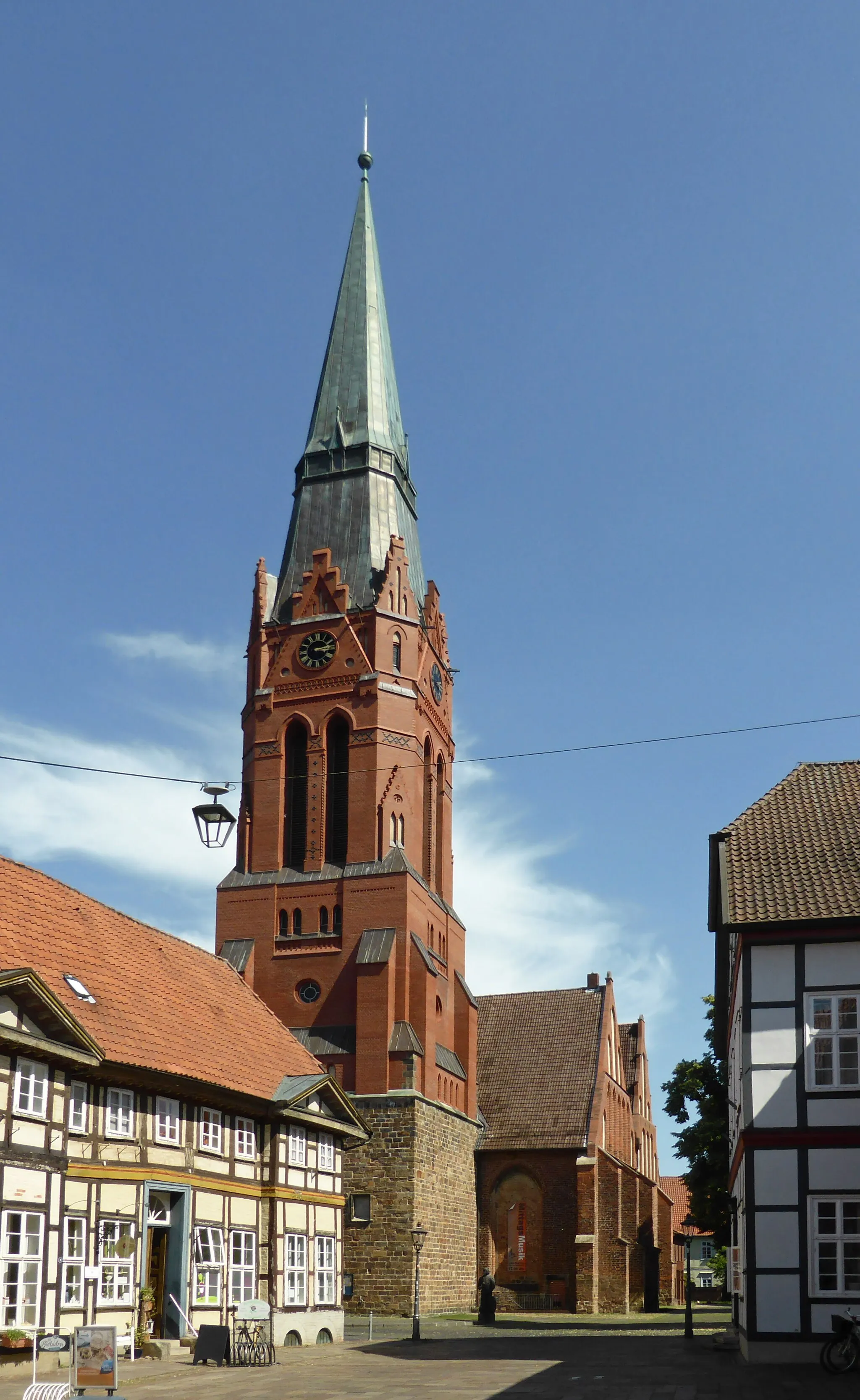 Photo showing: Evangelische St.-Martin-Kirche in Nienburg/Weser