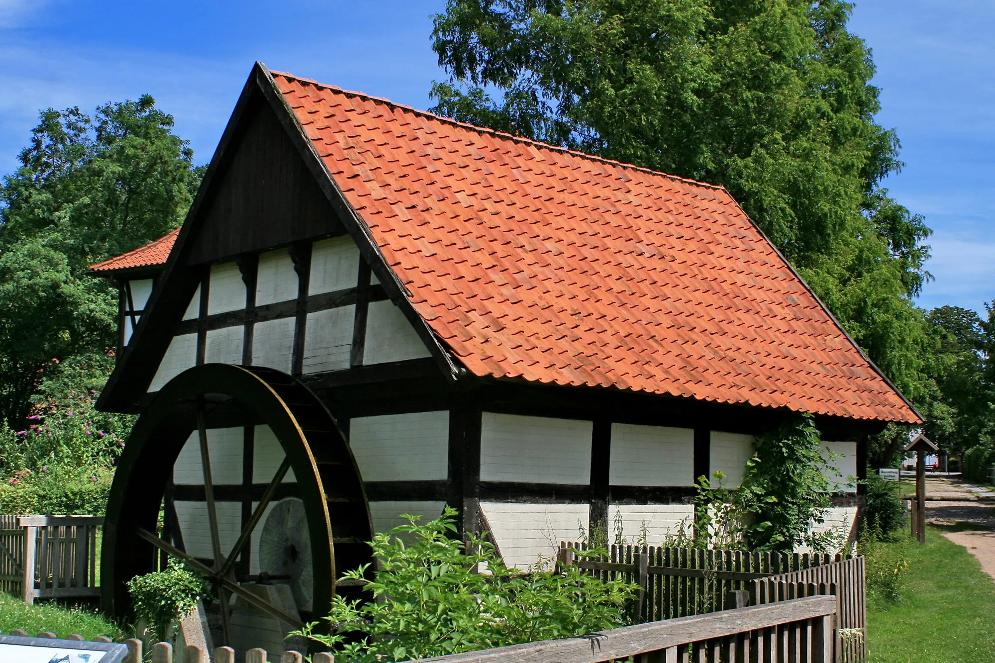 Photo showing: Wassermühle am Meierdamm in Sulingen