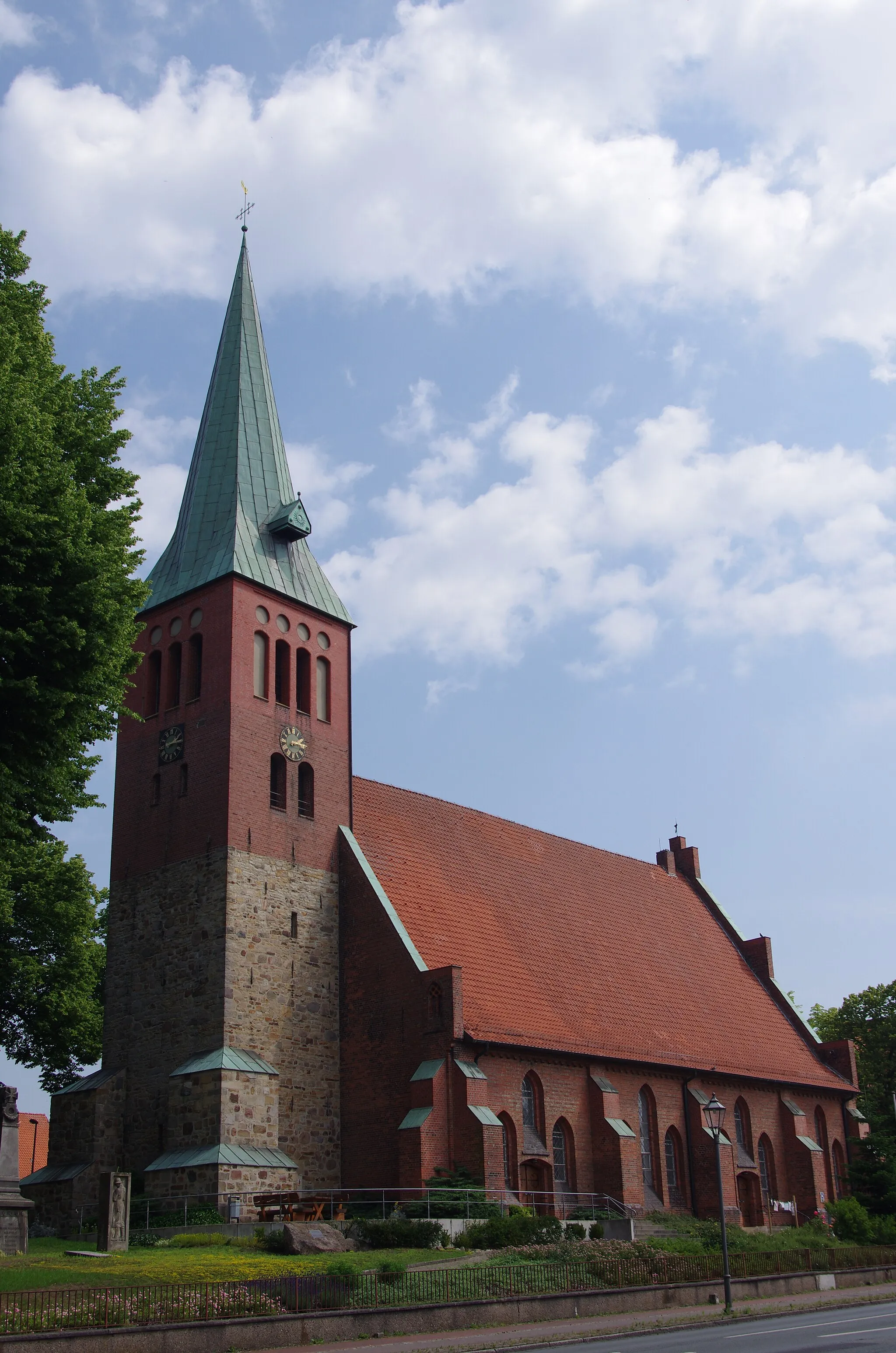 Photo showing: Die evangelische St. Nicolai Kirche