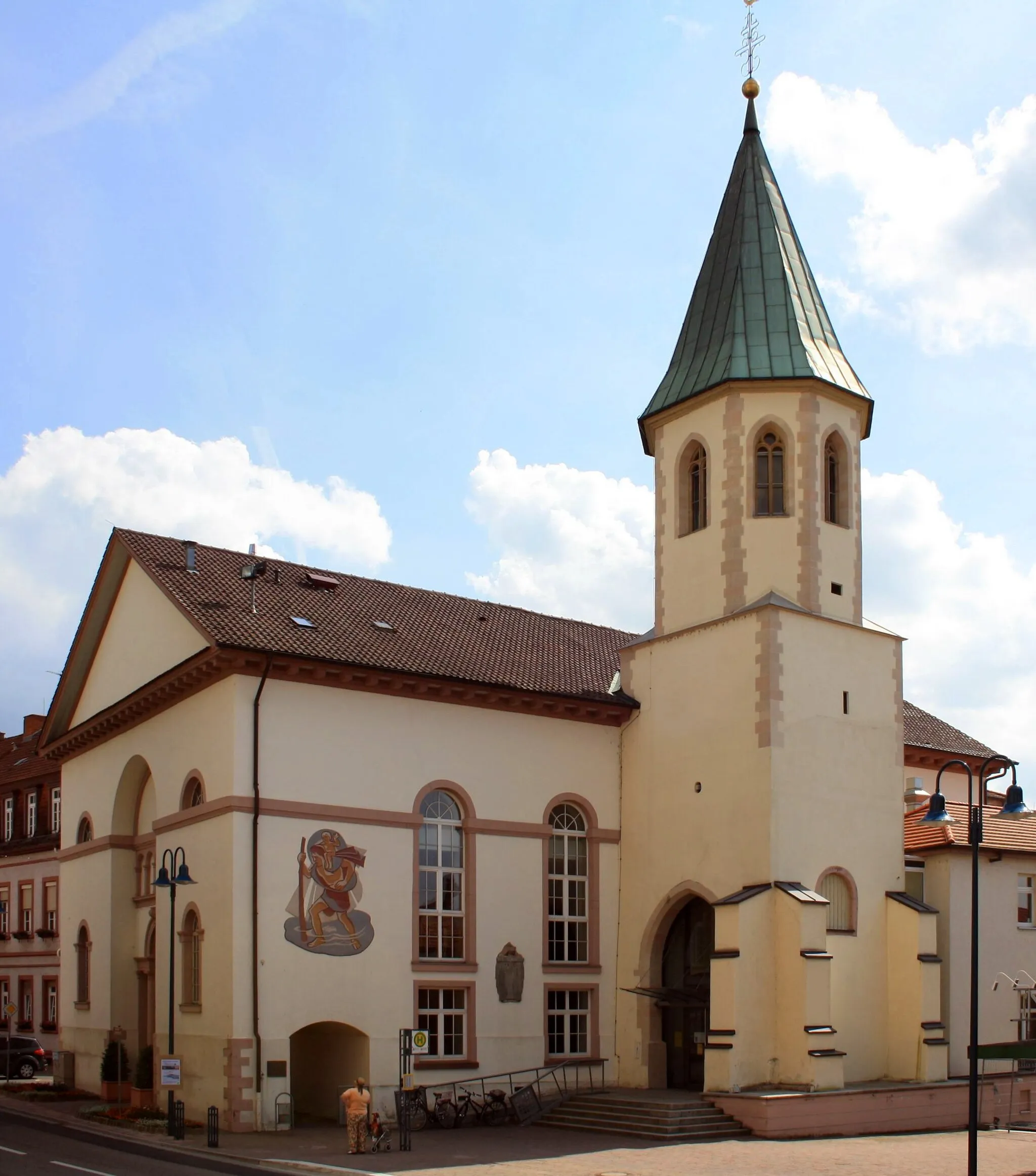 Photo showing: Hockenheim, alte katholische Kirche, diese wird heute als Gemeindehaus genutzt
