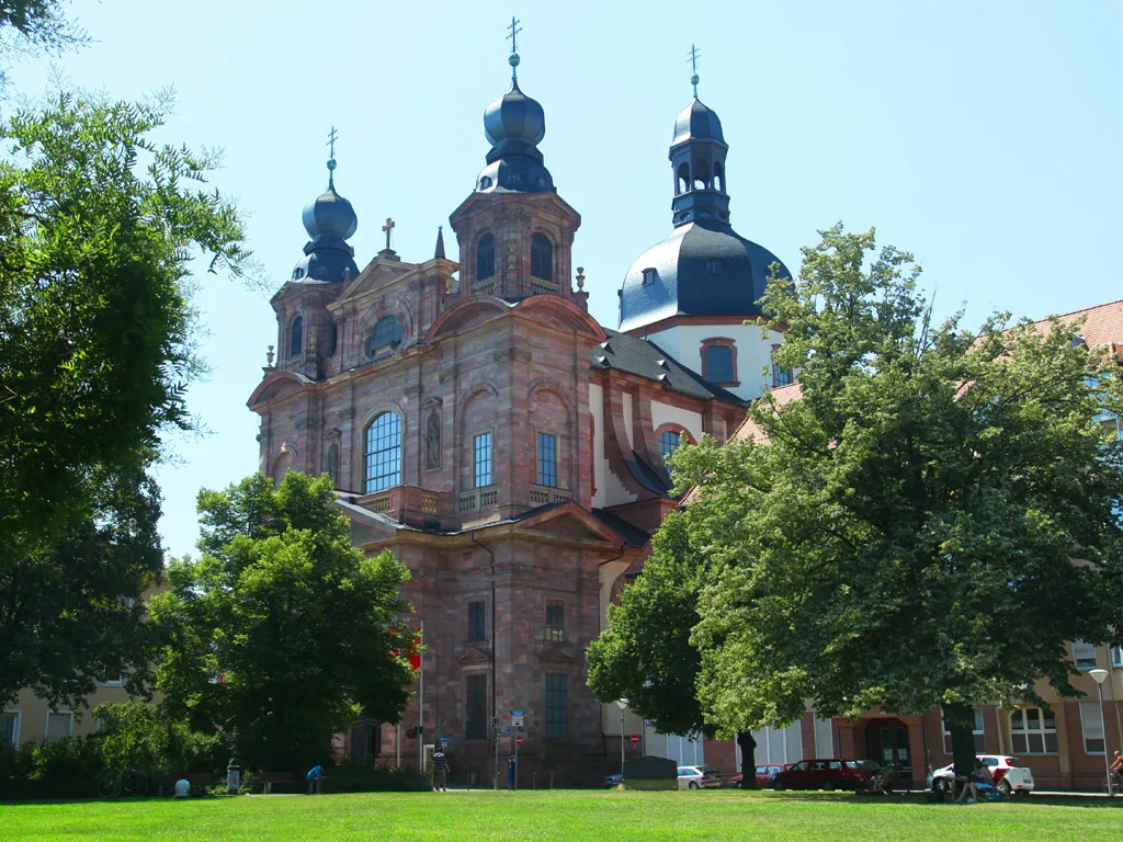 Photo showing: Die Jesuitenkirche. Bei Nutzung des Fotos bitte angeben: Foto: Bernhard Kunz / Stadtmarketing Mannheim GmbH