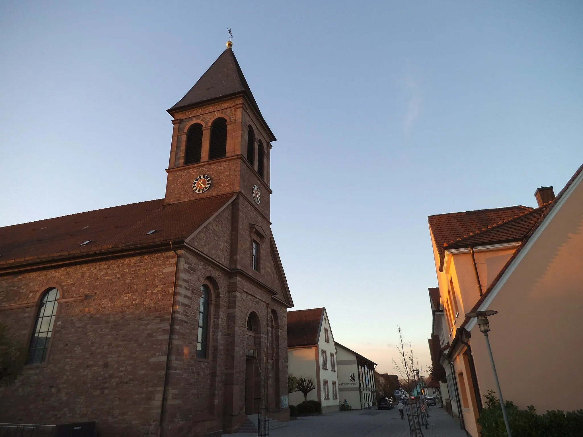 Photo showing: Kirchstraße - Ötigheim