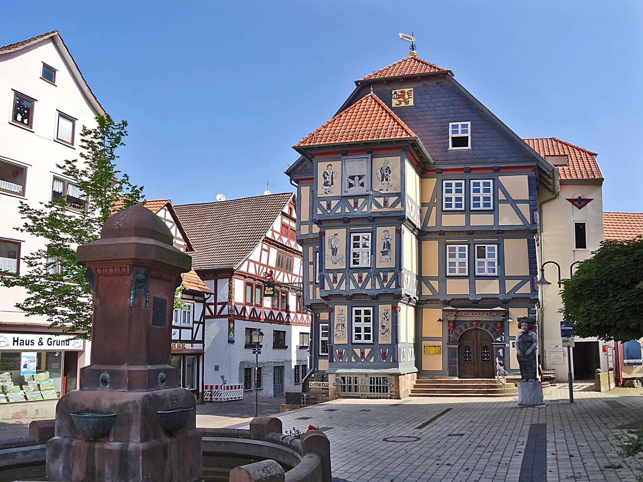 Photo showing: Das historische Rathaus in Hessisch Lichtenau