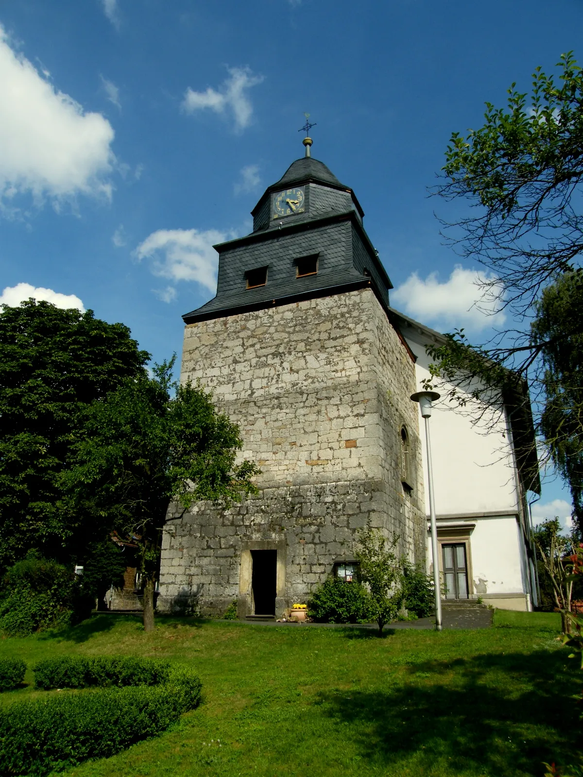 Photo showing: Vöhl - Martinskirche