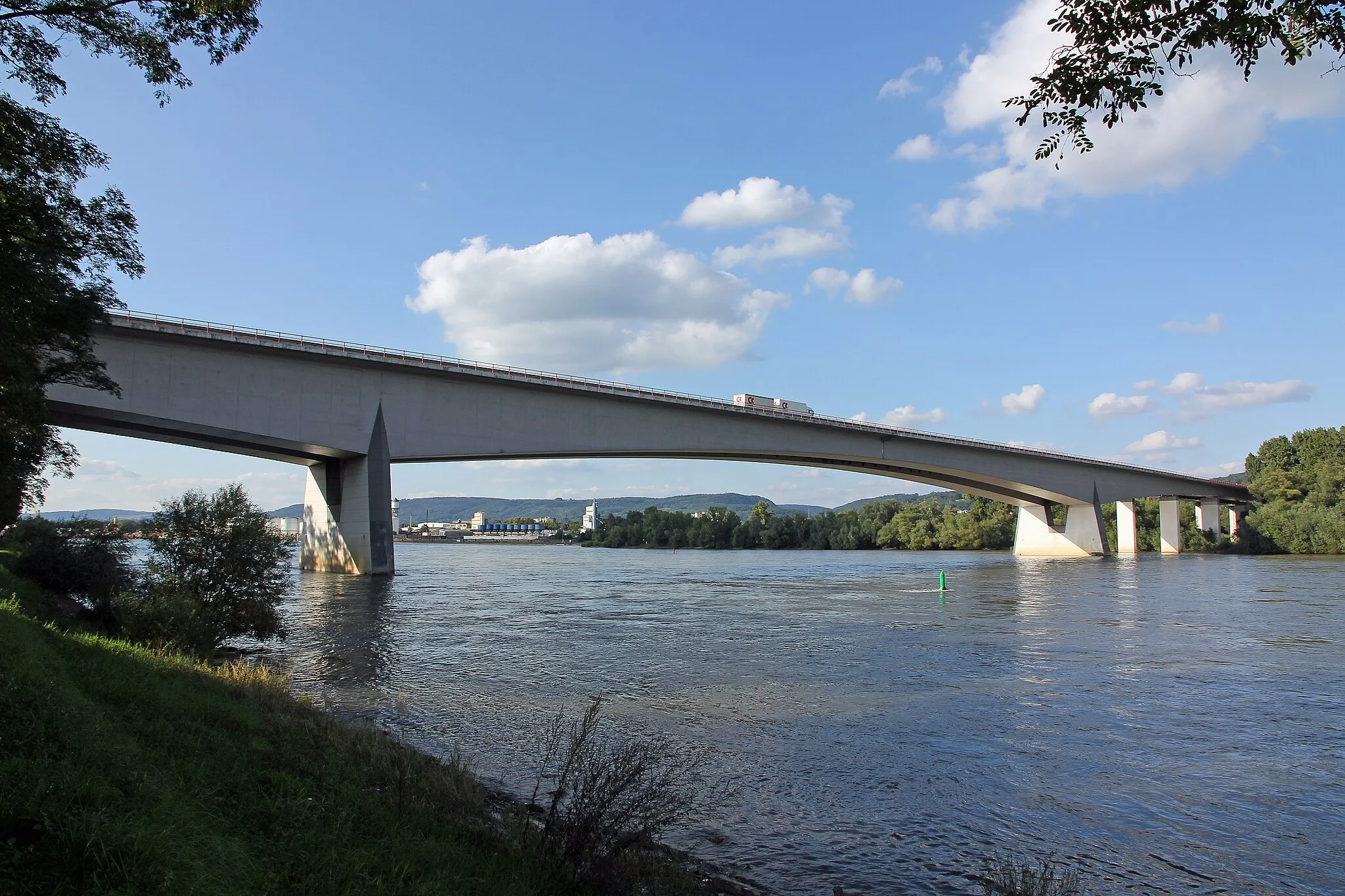 Photo showing: Bendorf bridge nearby Koblenz