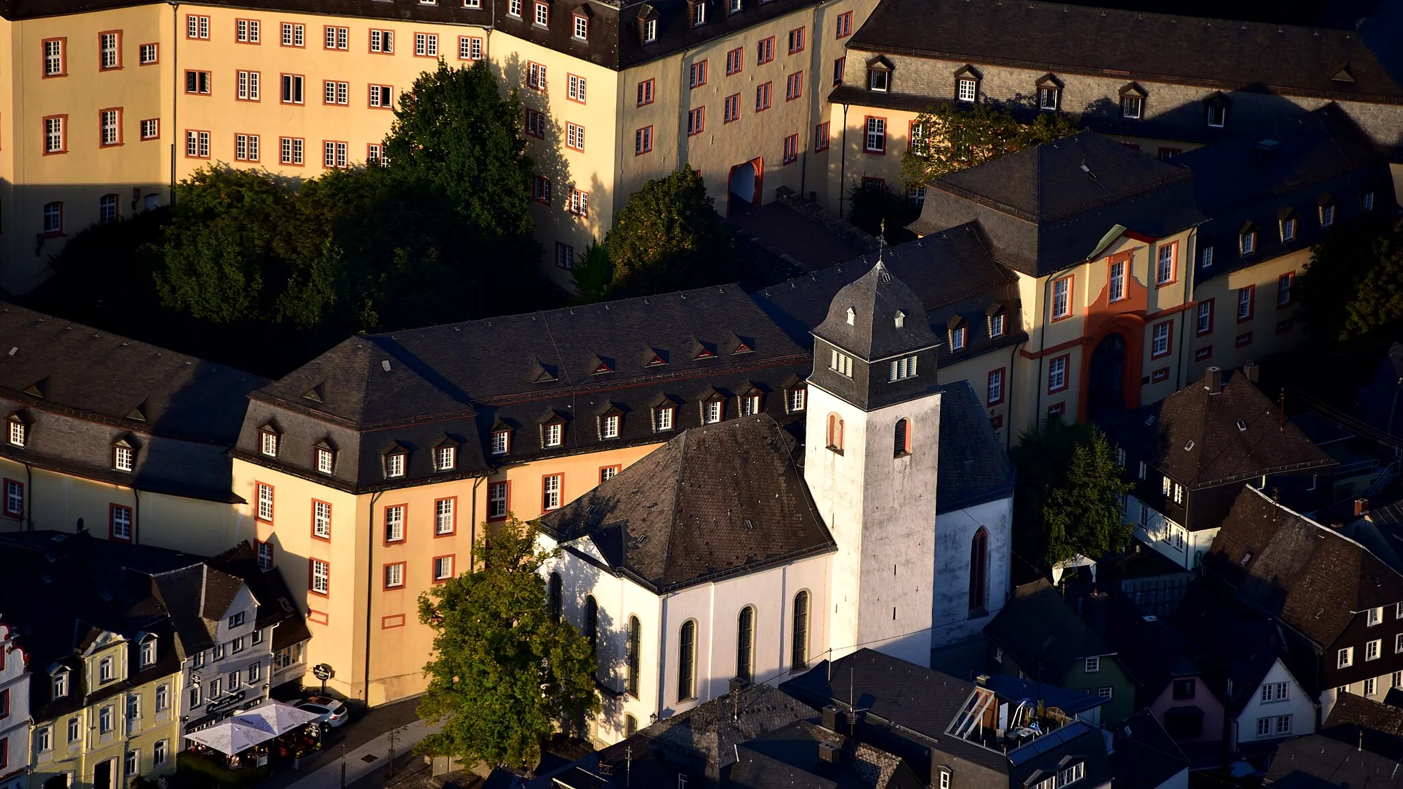 Photo showing: Hachenburg, evangelische Pfarrkirche, Luftaufnahme (2016)