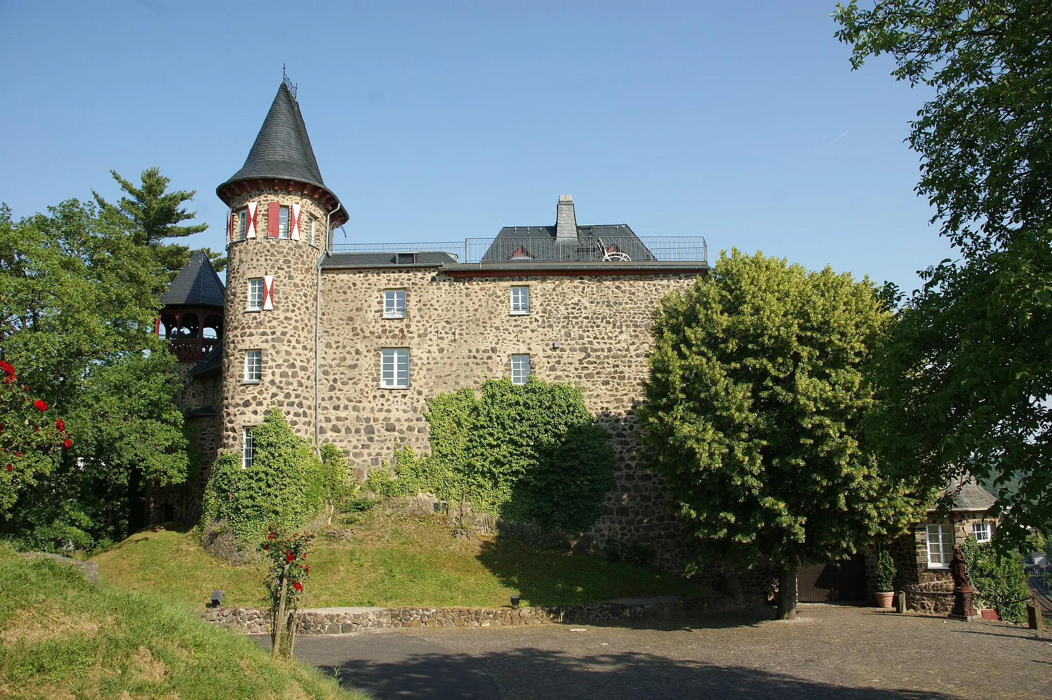 Photo showing: Burg Ockenfels