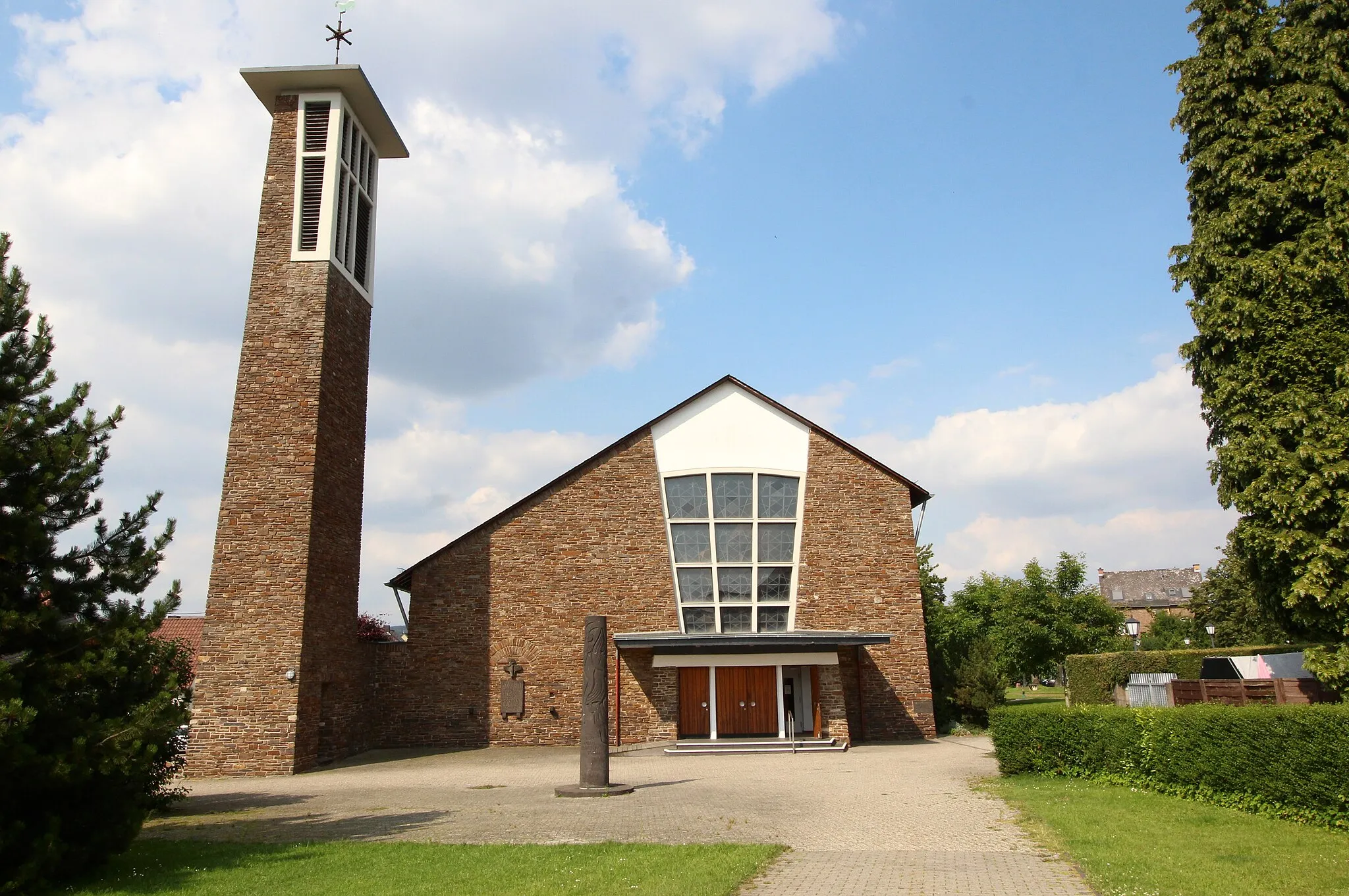 Photo showing: Kirche St. Anna, Neuhäusel, Westerwald, Rheinland-Pfalz