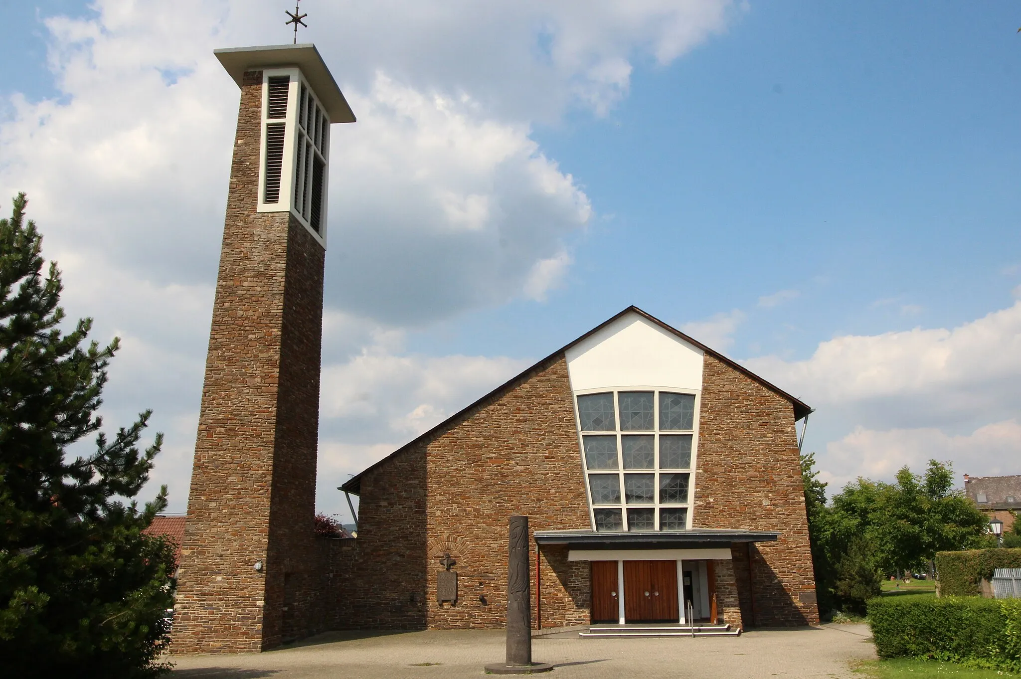 Photo showing: Kirche St. Anna, Neuhäusel, Westerwald, Rheinland-Pfalz