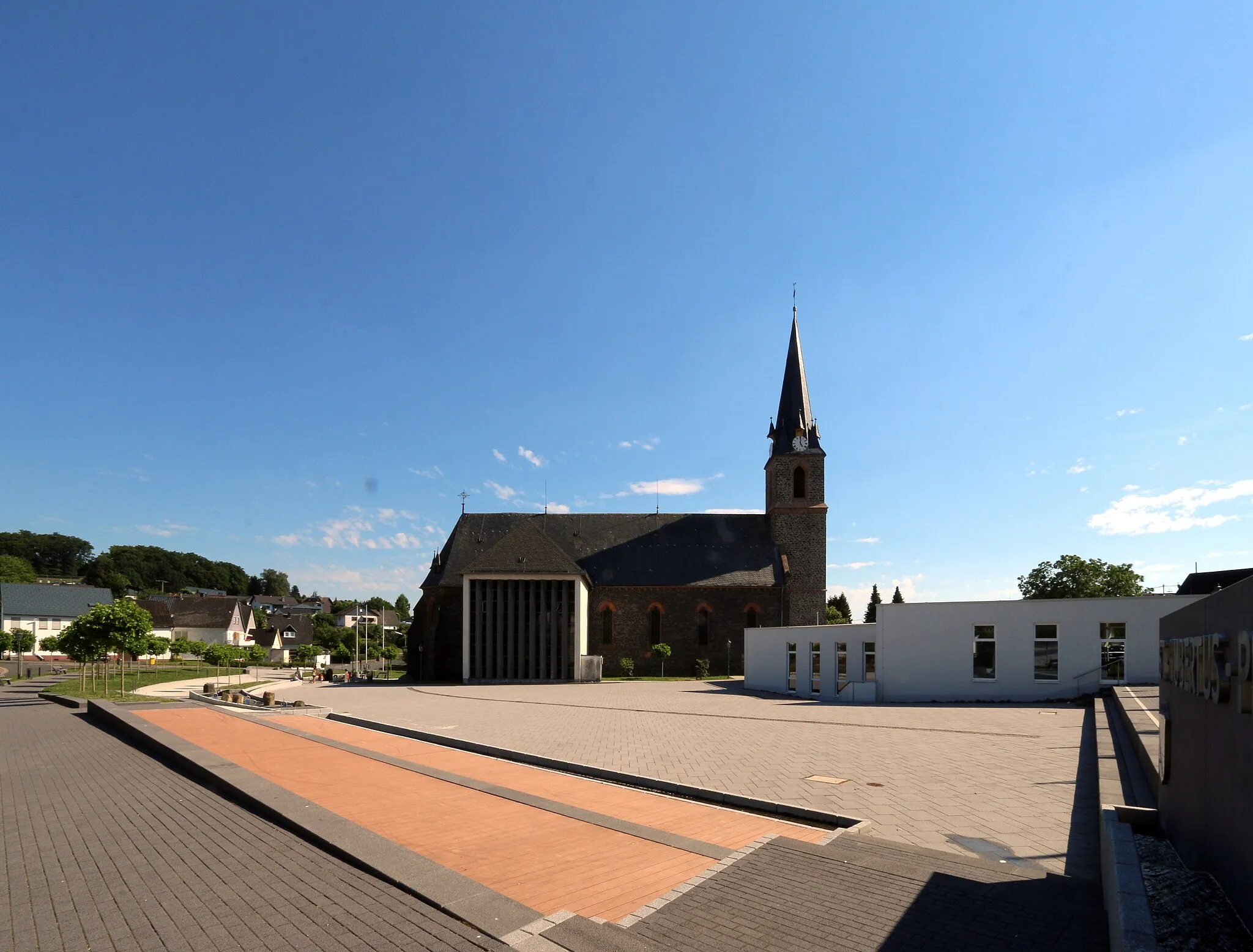 Photo showing: Rennerod, Westerwaldkreis: Katholische Pfarrkirche St. Hubertus