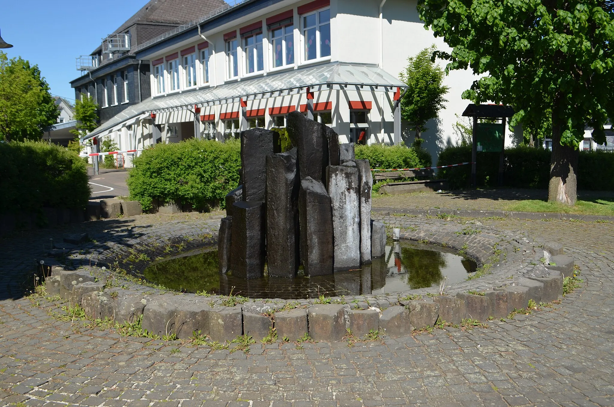 Photo showing: Weitefeld, Brunnenanlage