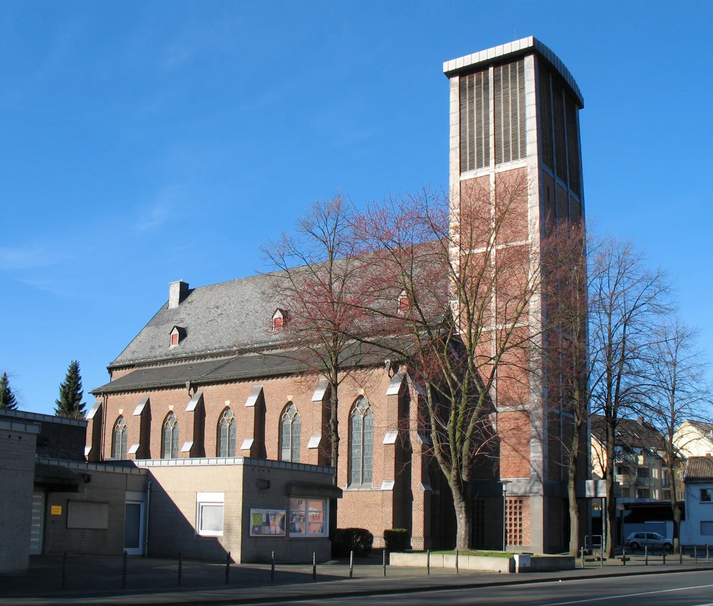 Photo showing: Kirche St. Michael in Köln-Eil