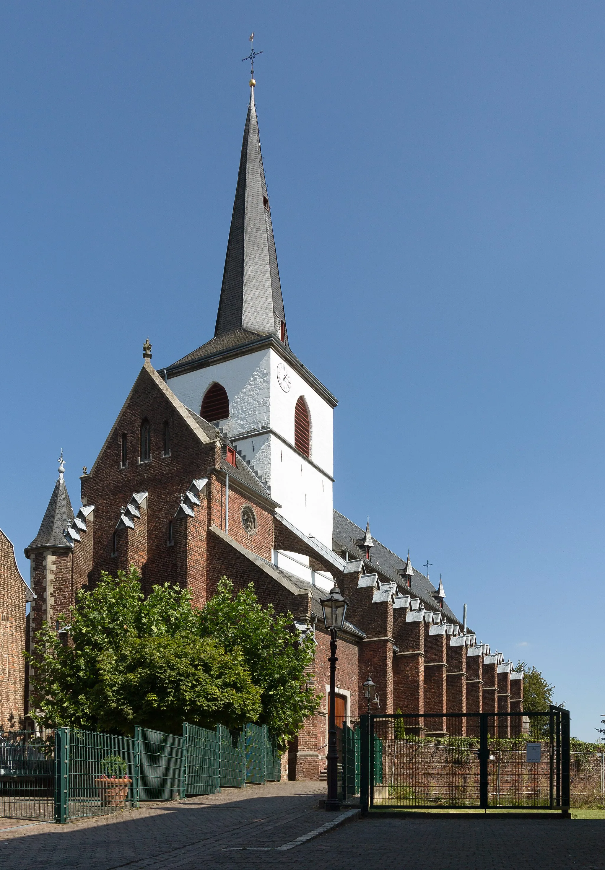 Photo showing: Gangelt, catholic church - Kirche Sankt Nikolaus