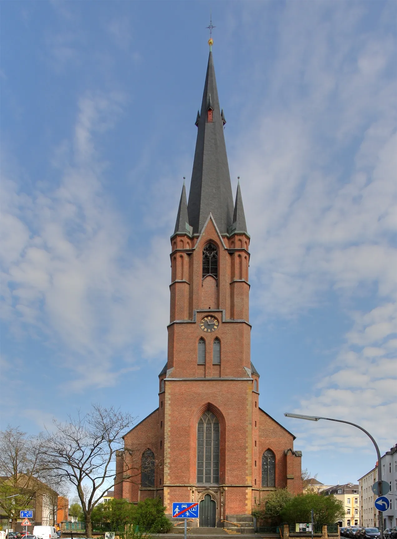 Photo showing: Kirche St. Joseph in Köln-Kalk, Wiederaufbau 1949-1952 durch Architekt Gottfried Böhm