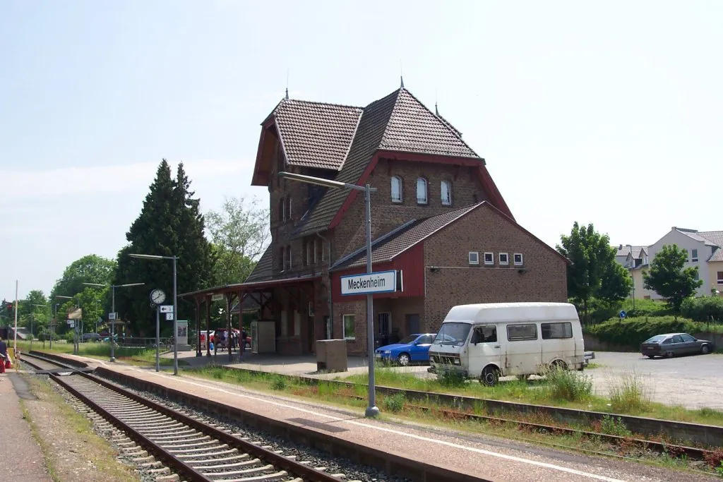 Photo showing: Bahnhof Meckenheim