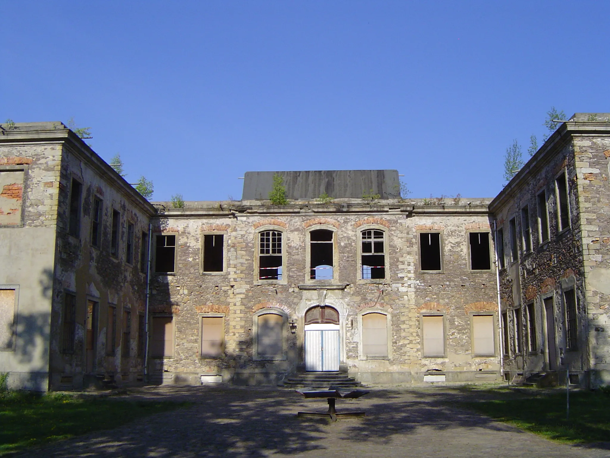 Photo showing: Frontansicht des Schlosses Dahlen