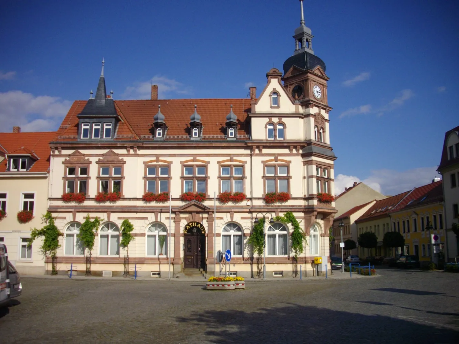 Photo showing: Groitzsch, Rathaus vom Marktplatz aus betrachtet