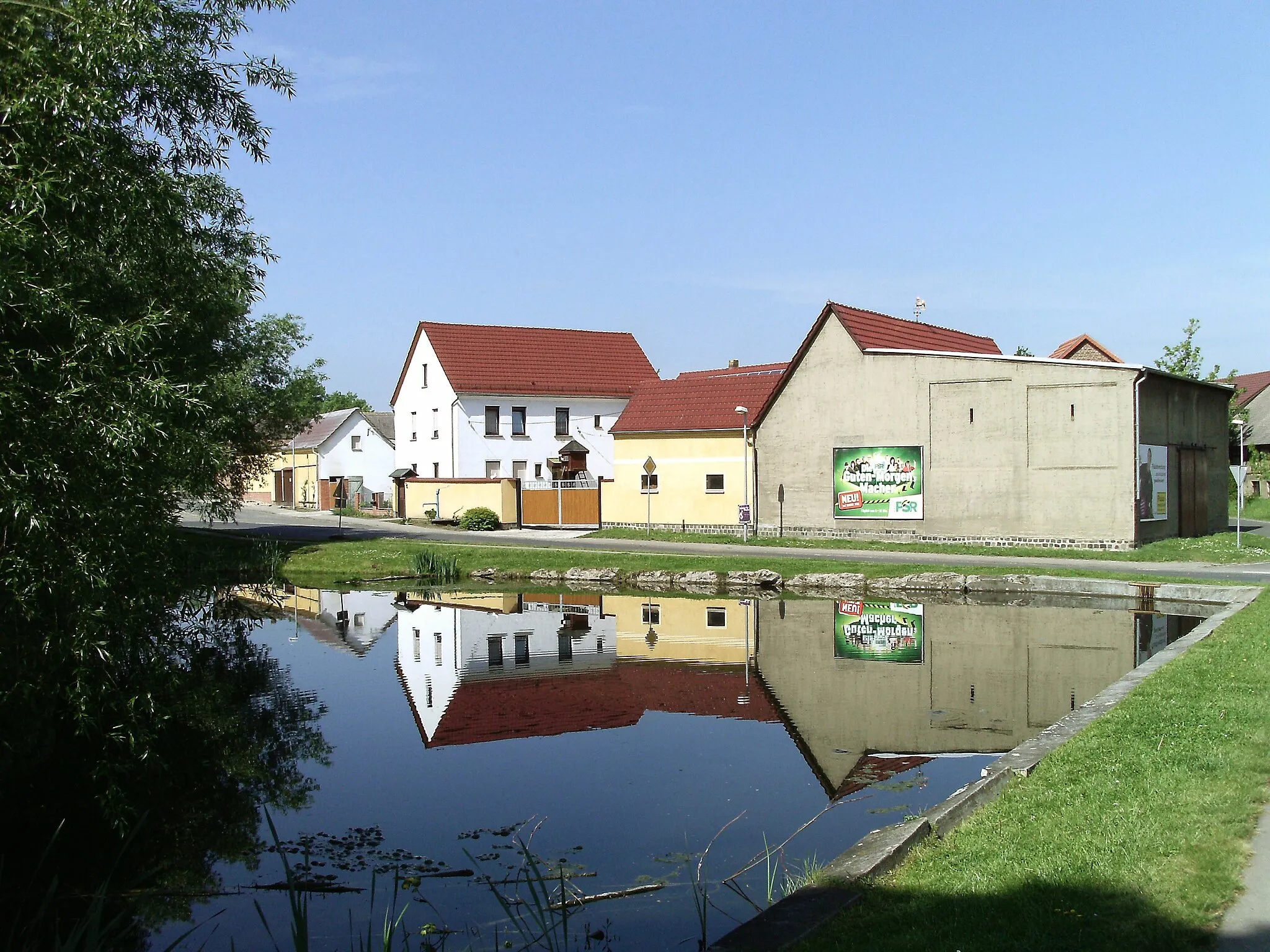 Photo showing: Pond in Kitzen (Pegau, Leipzig district, Saxony)