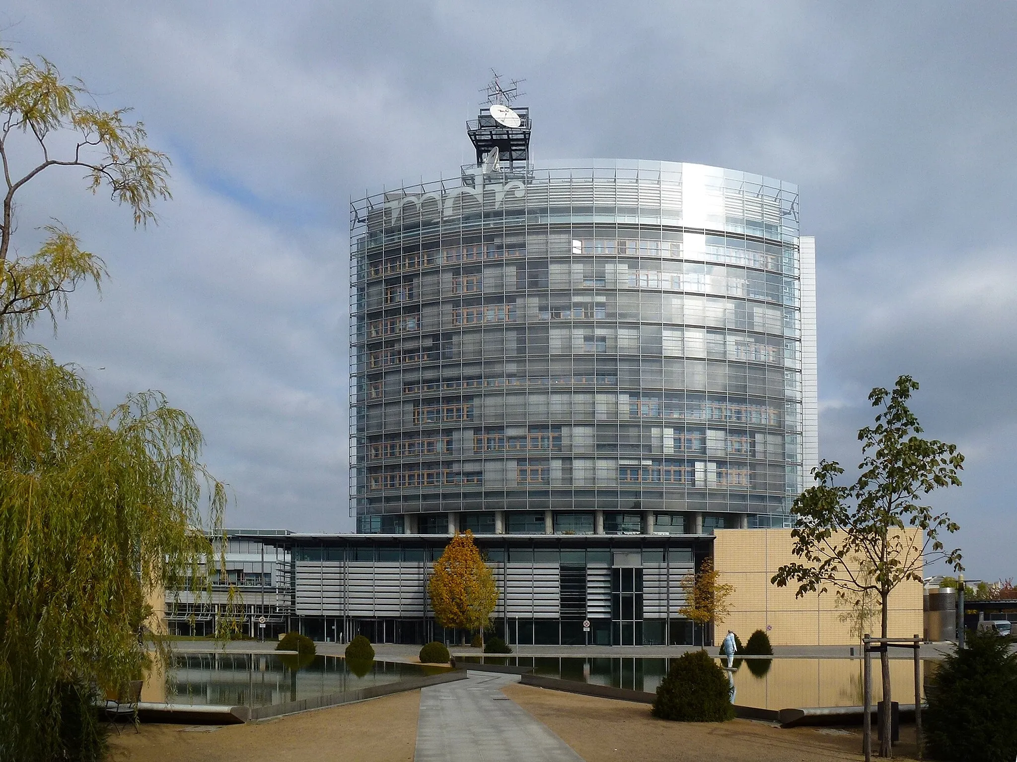 Photo showing: Mitteldeutscher Rundfunk (MDR) Leipzig Main-building