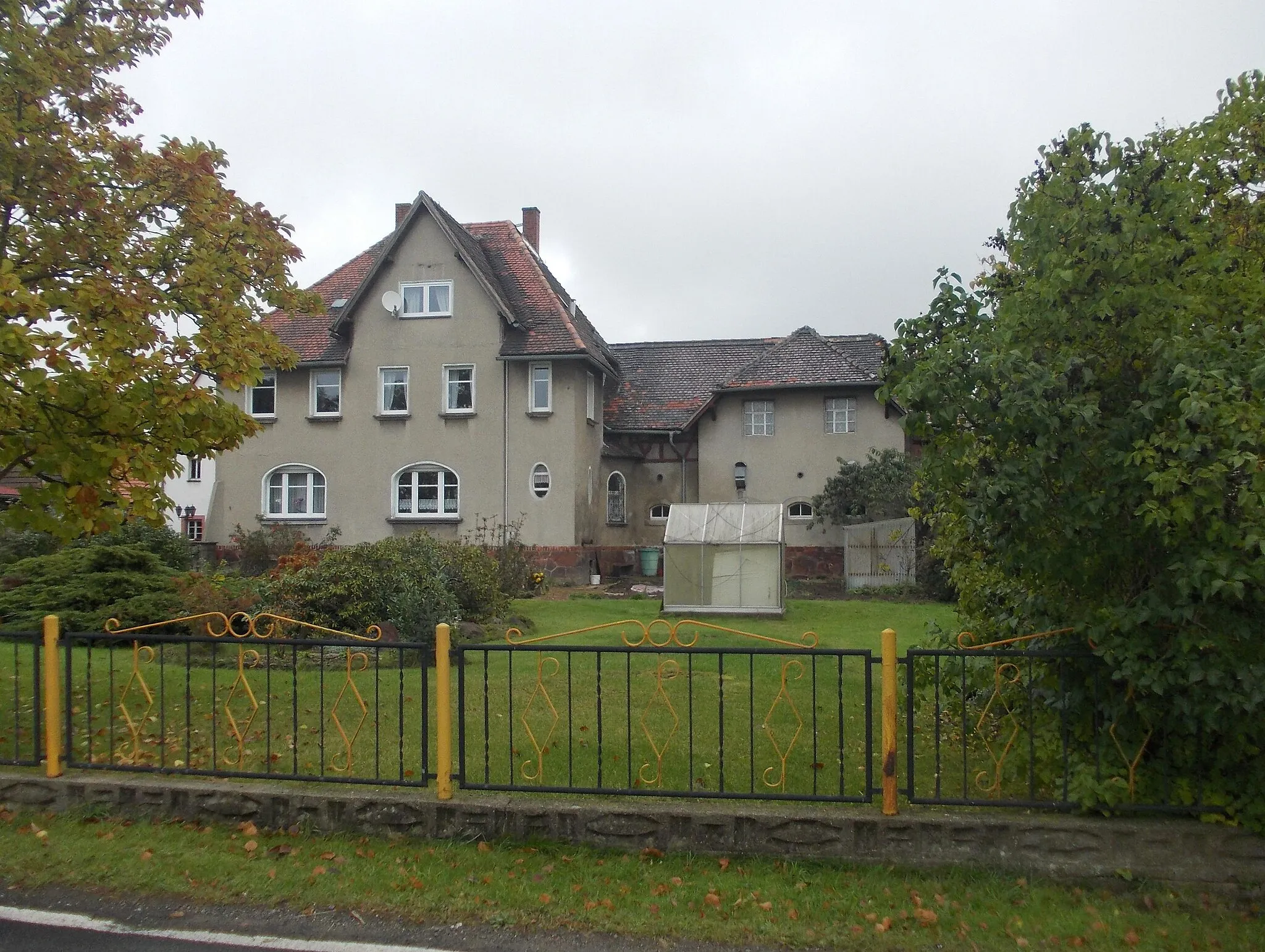 Photo showing: No. 1, Obere Dorfstrasse in Narsdorf (Leipzig district, Saxony)