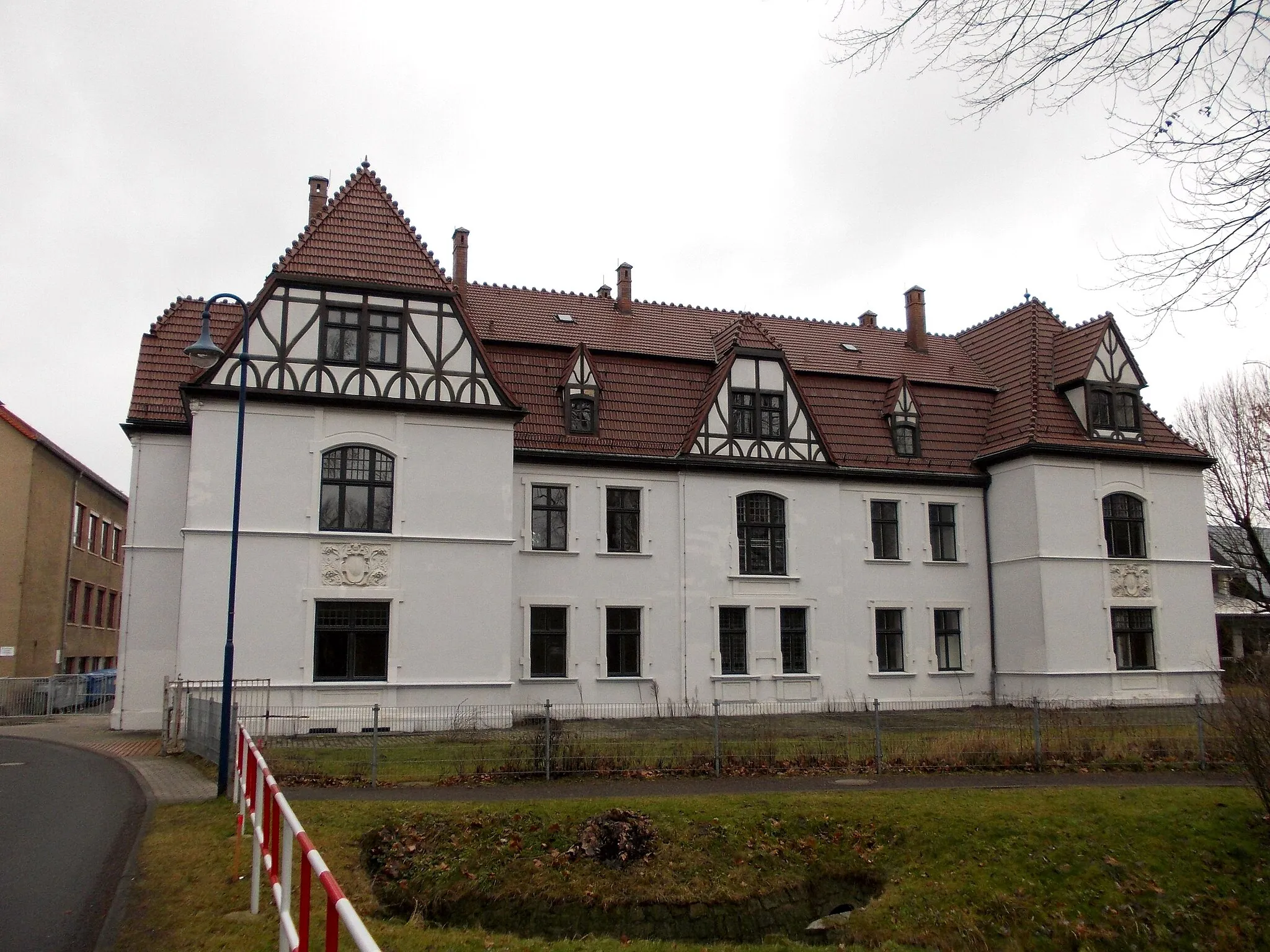 Photo showing: Manor house of Güntheritz estate in Rackwitz (Nordsachsen district, Saxony)