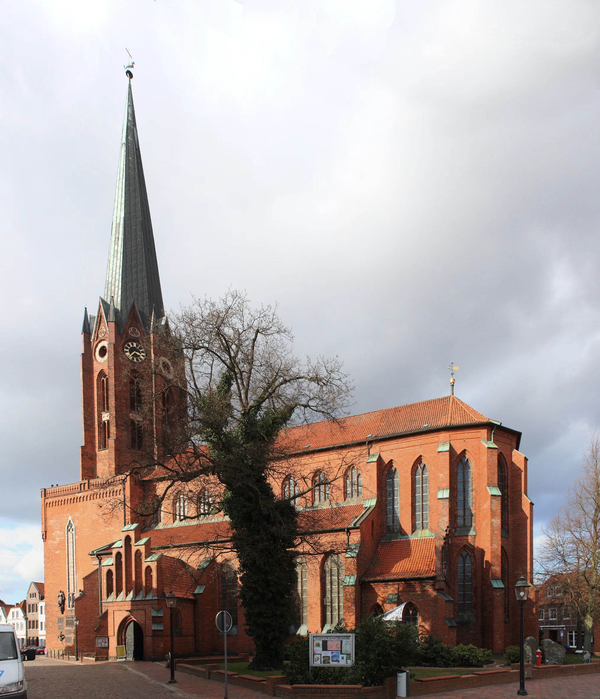 Photo showing: St. Peter's Church in Buxtehude