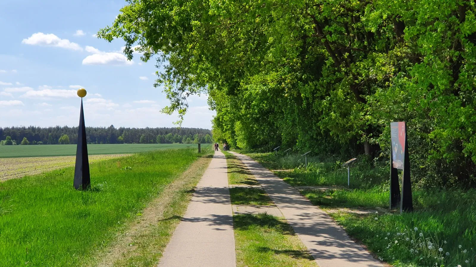 Photo showing: Planetary Trail Handeloh