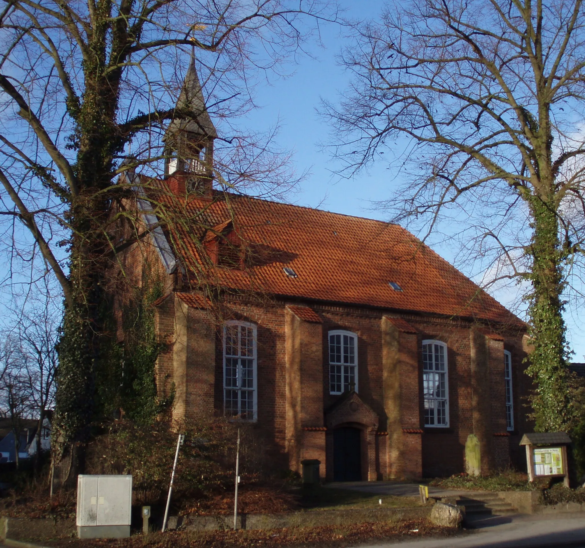 Photo showing: The Evangelical Lutheran St. Mary's Church in Himmelpforten, Lower Saxony, Germany.