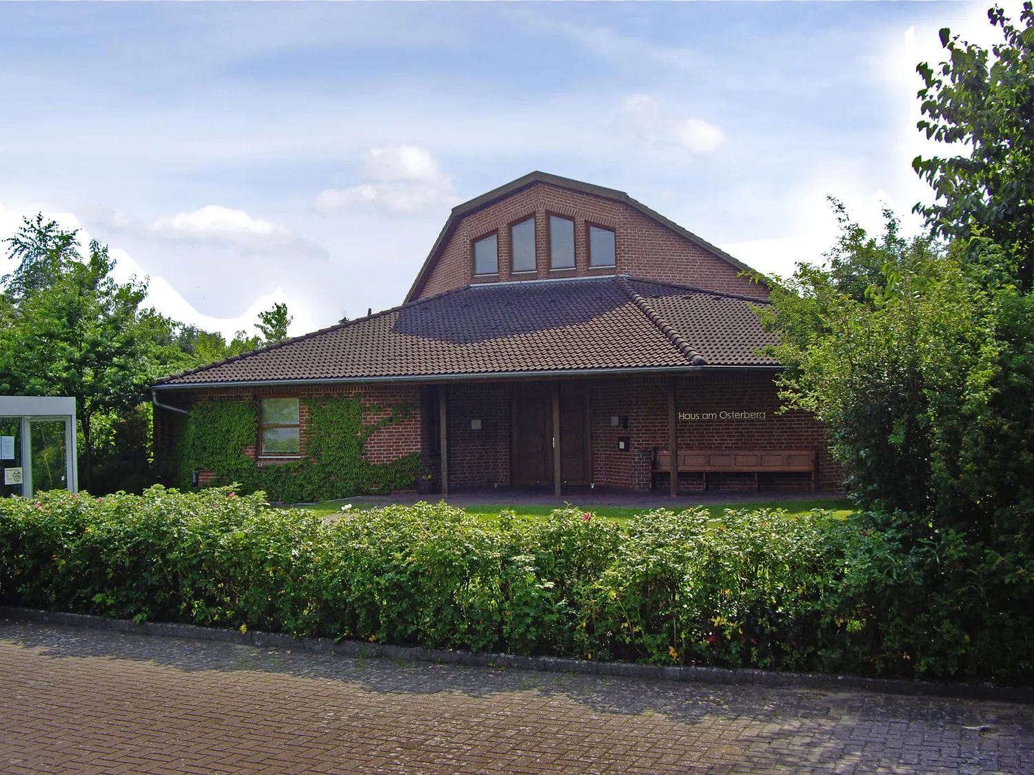 Photo showing: evangelistic community center in Melbeck.