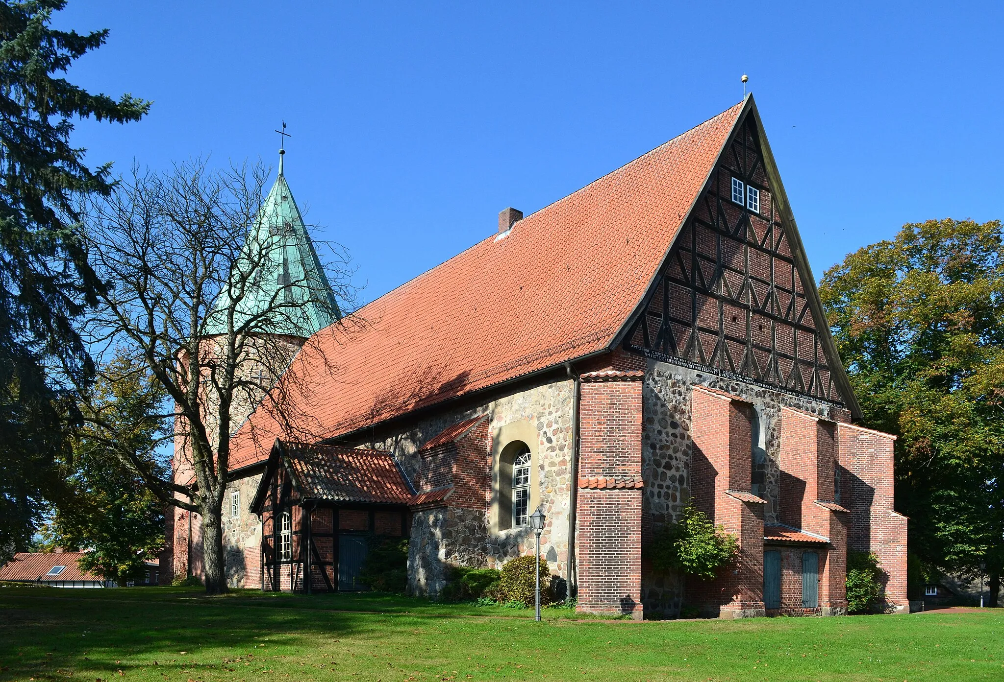Photo showing: Kirche in Salzhausen.
