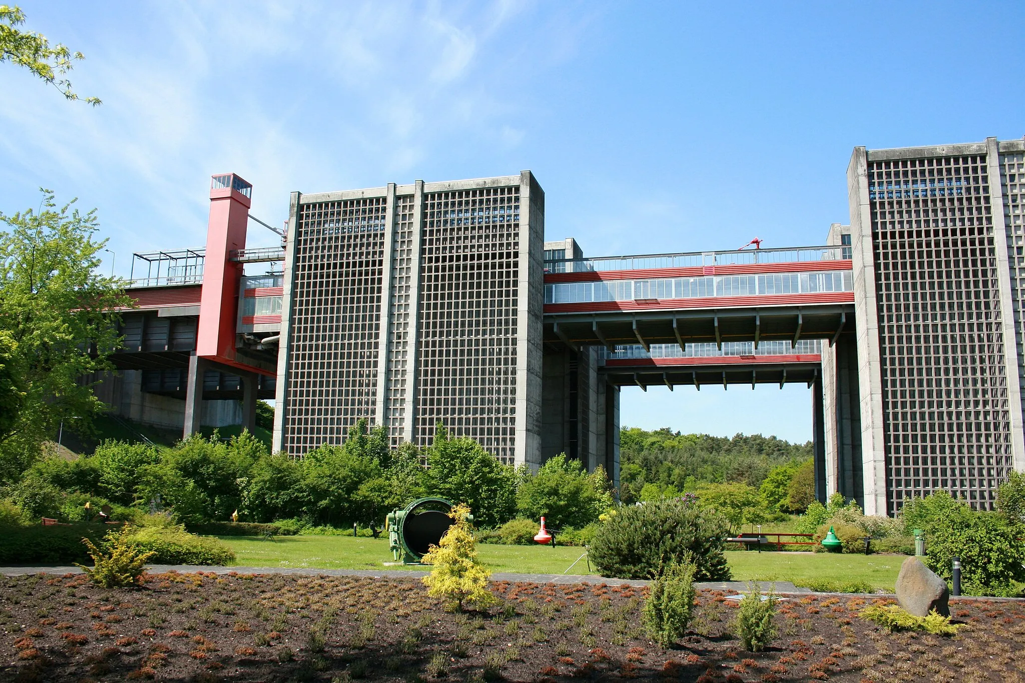 Photo showing: Park am Schiffshebewerk Scharnebeck