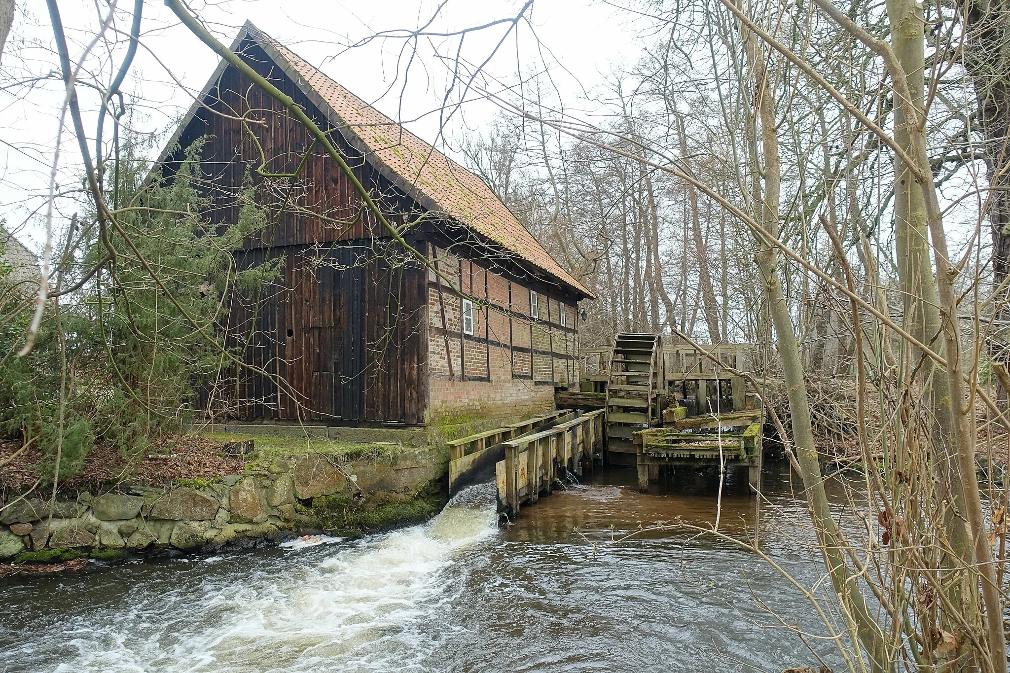 Photo showing: Die Wassermühle in Holxen (Suderburg) von 1765