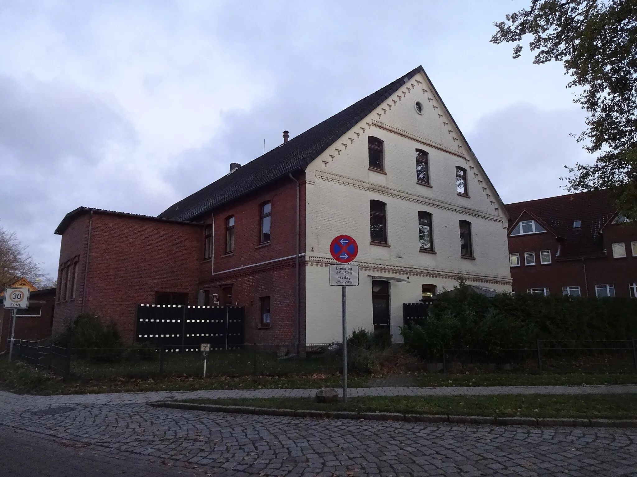 Photo showing: Tostedt ist eine Gemeinde im Landkreis Harburg in Niedersachsen