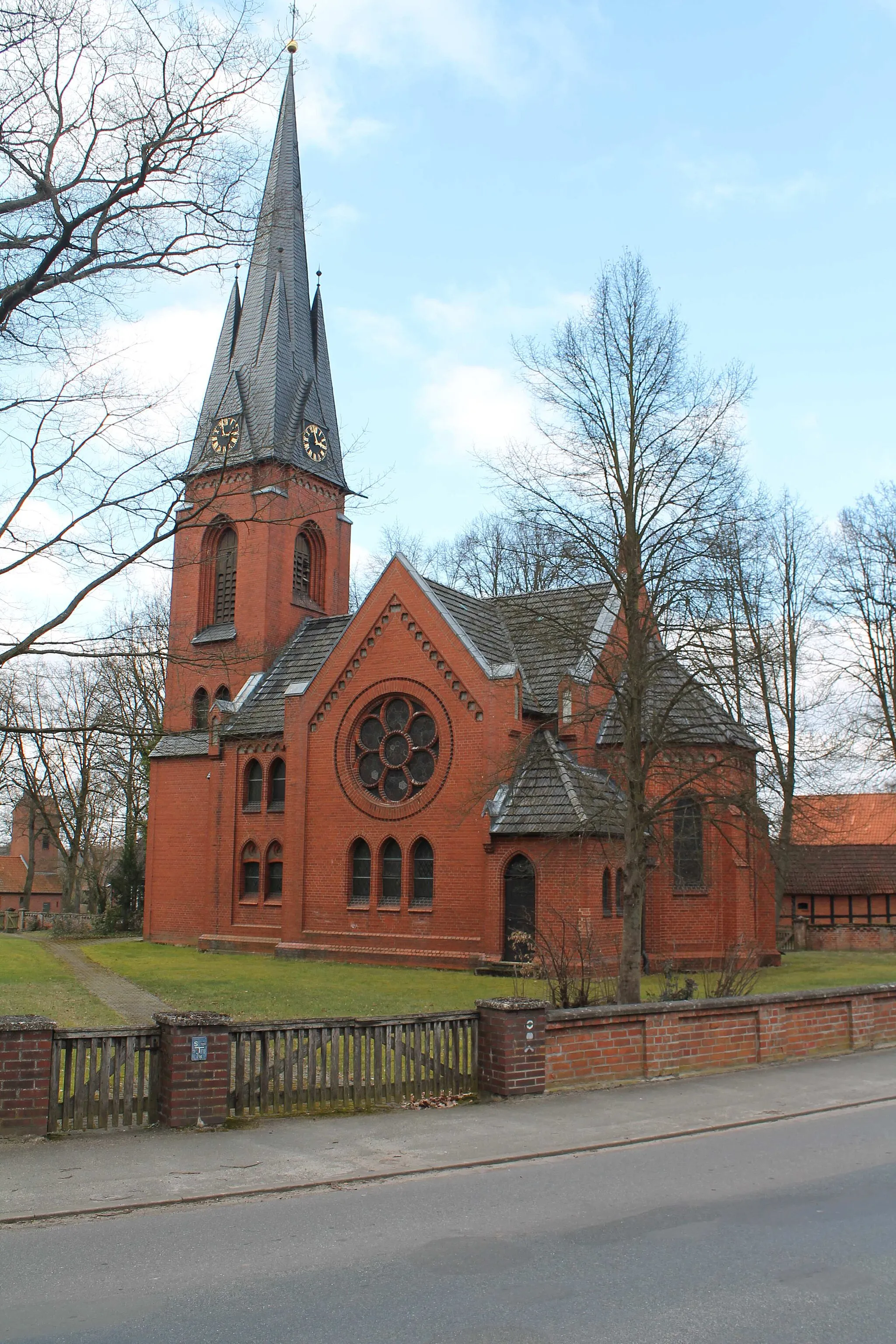 Photo showing: Außenansicht der Kirche Ostedt