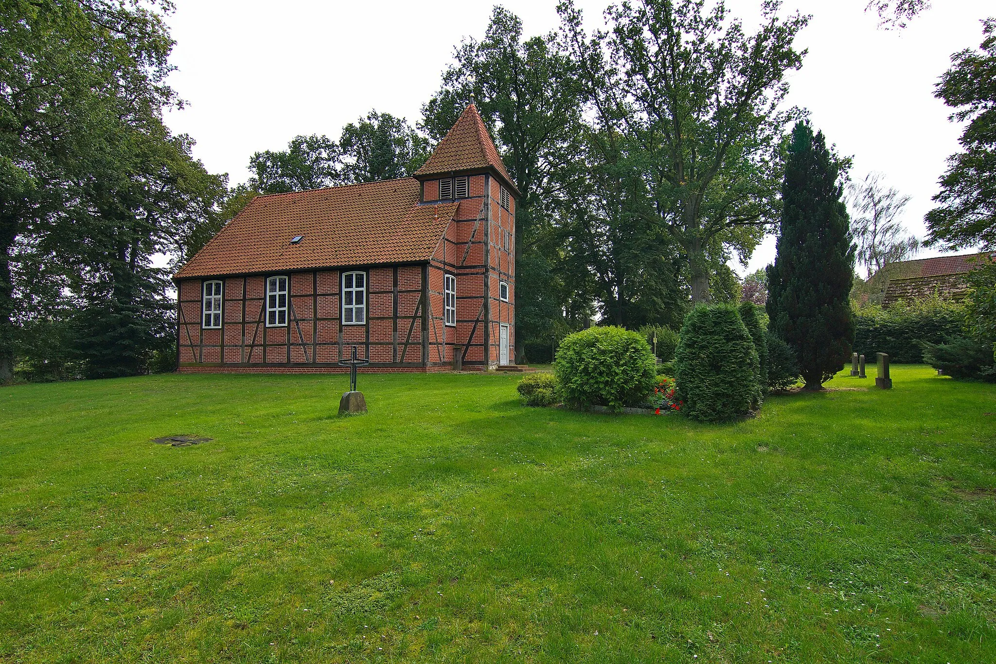 Photo showing: Fachwerkkirche zu Ribrau (Zernien), Niedersachsen, Deutschland im Jahr 2011