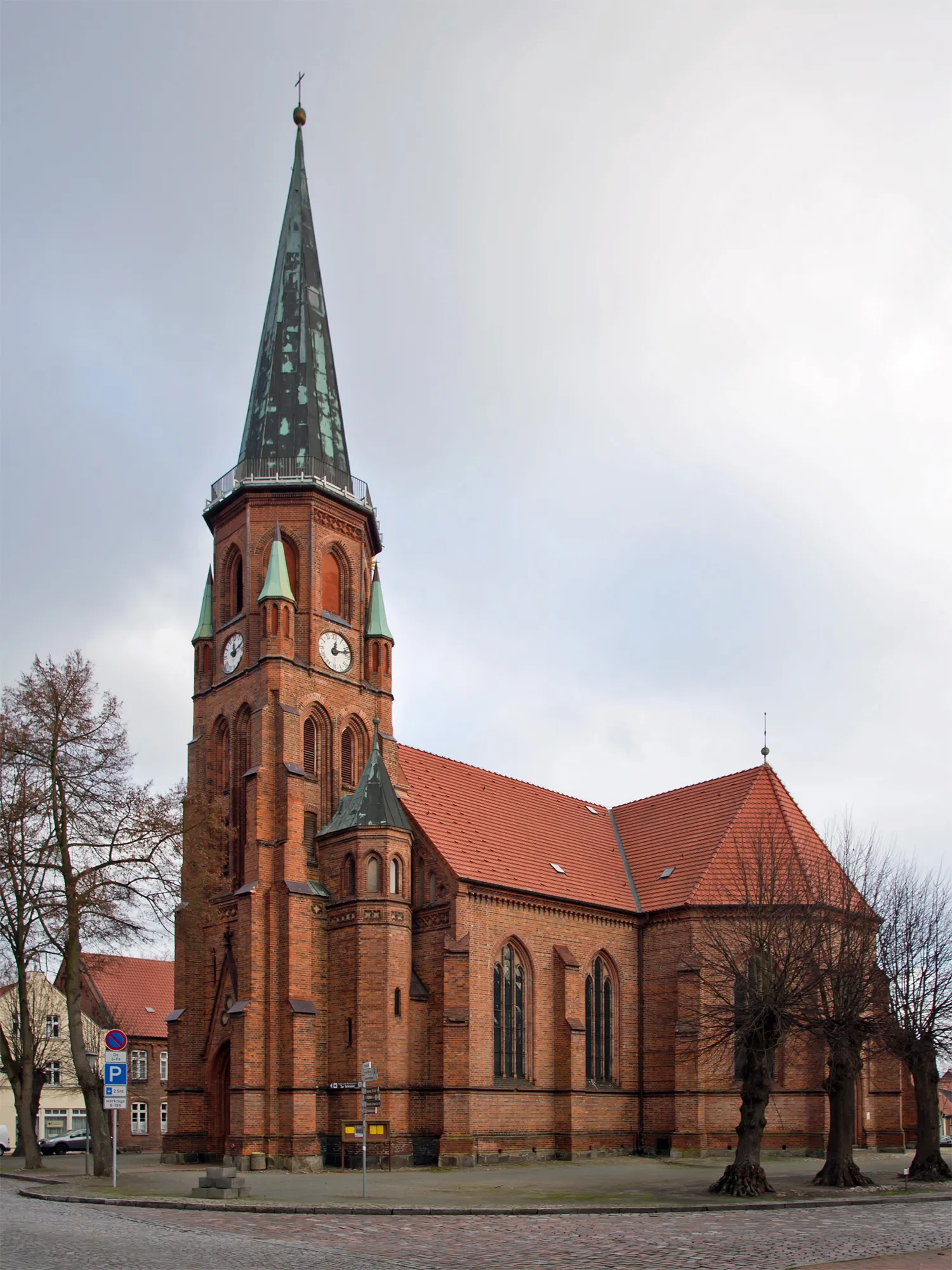 Photo showing: Church of the small town Dömitz (district Ludwigslust-Parchim, northern Germany).