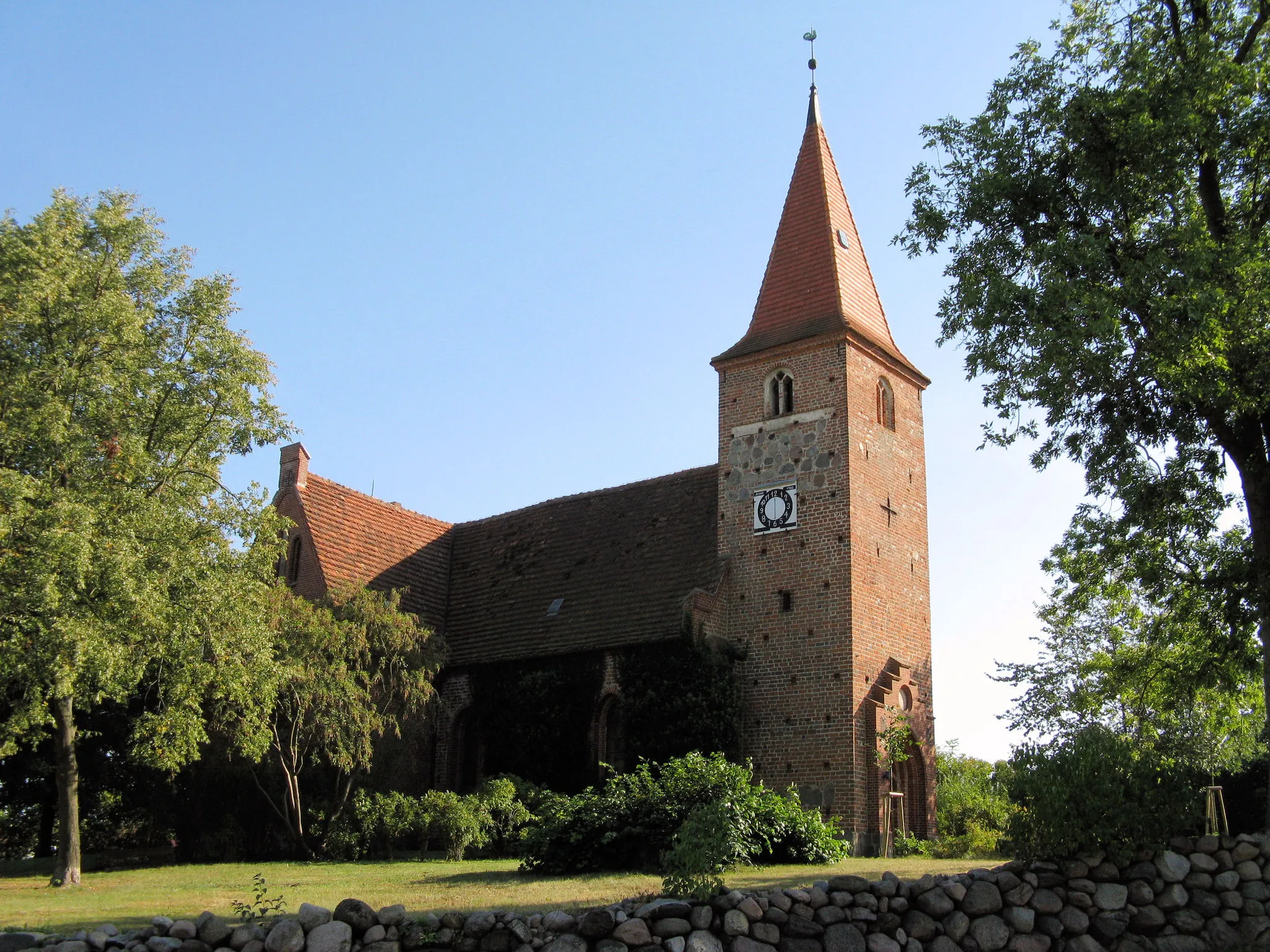 Photo showing: Church in Gielow, disctrict Demmin, Mecklenburg-Vorpommern, Germany