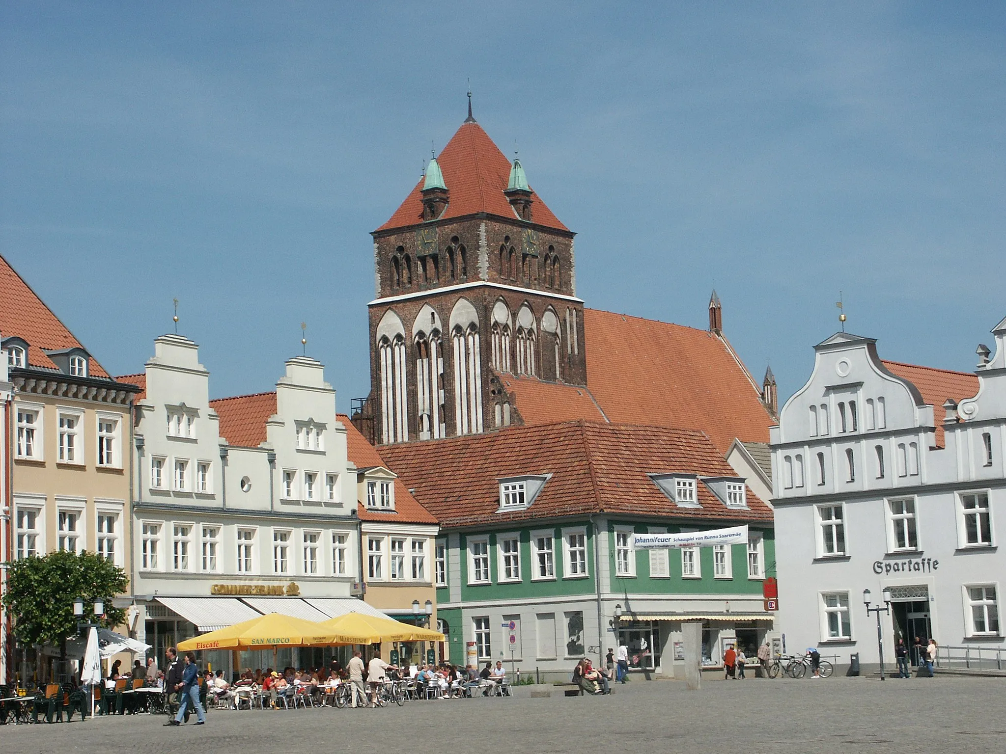 Photo showing: Marktplatz in Greifswald mit Blick auf die Kirche