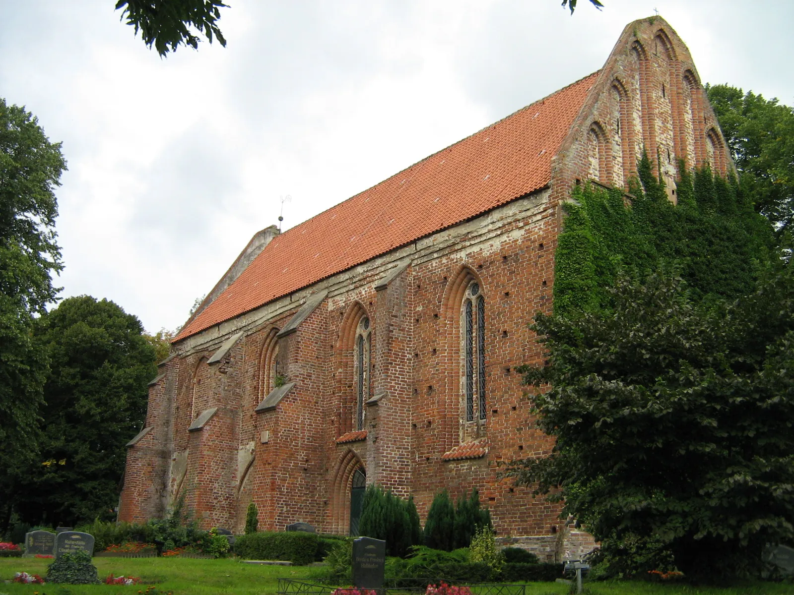 Photo showing: The Church of Niepars in Germany