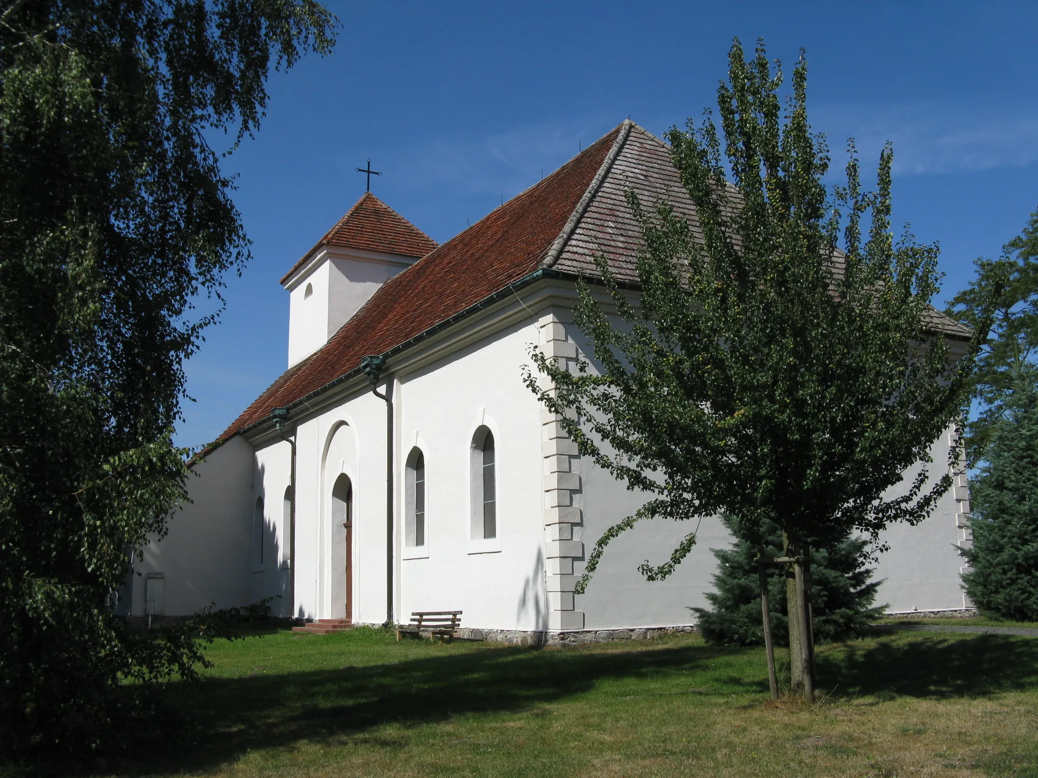 Photo showing: Church in Rechlin Nord, disctrict Müritz, Mecklenburg-Vorpommern, Germany