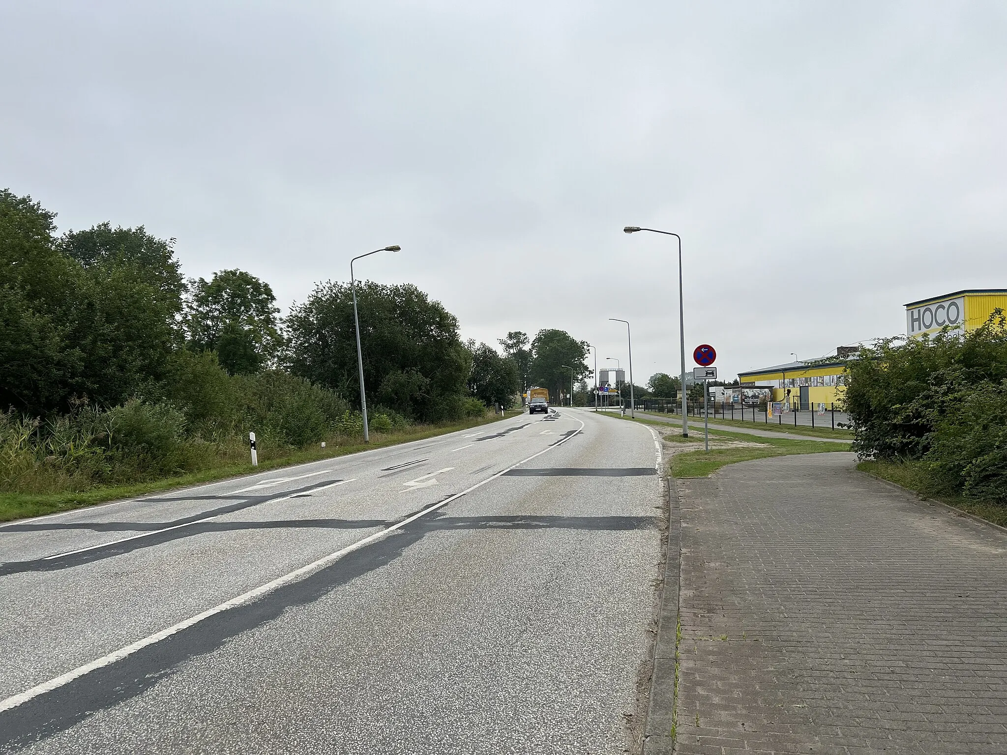 Photo showing: Landstraße 30 in Samtens auf Rügen