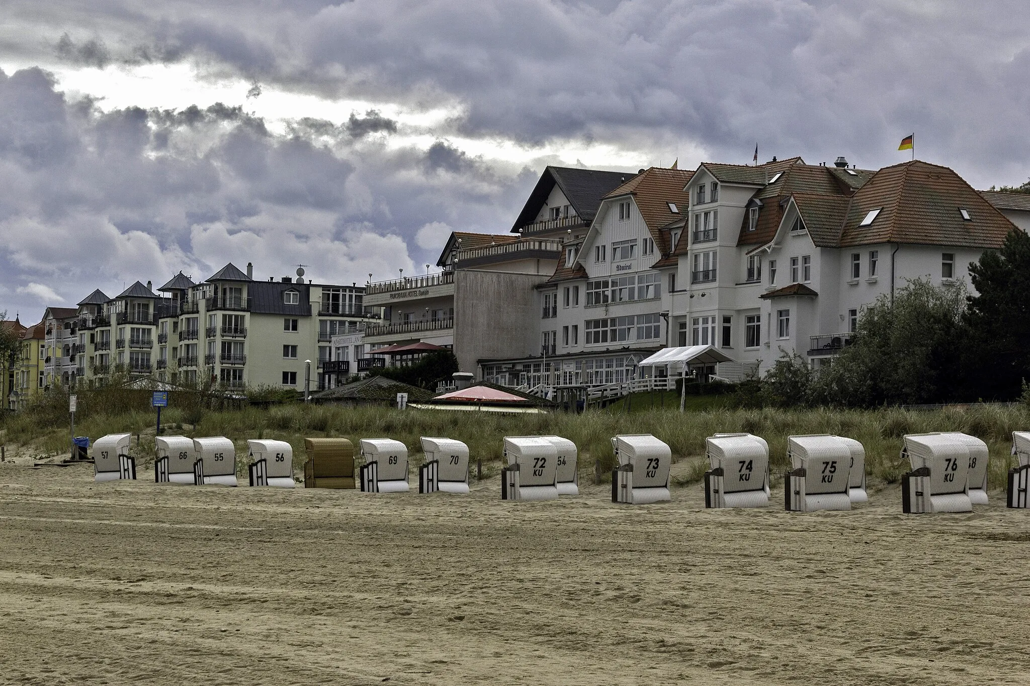 Photo showing: Bansin, view from the beach, Baltic Sea