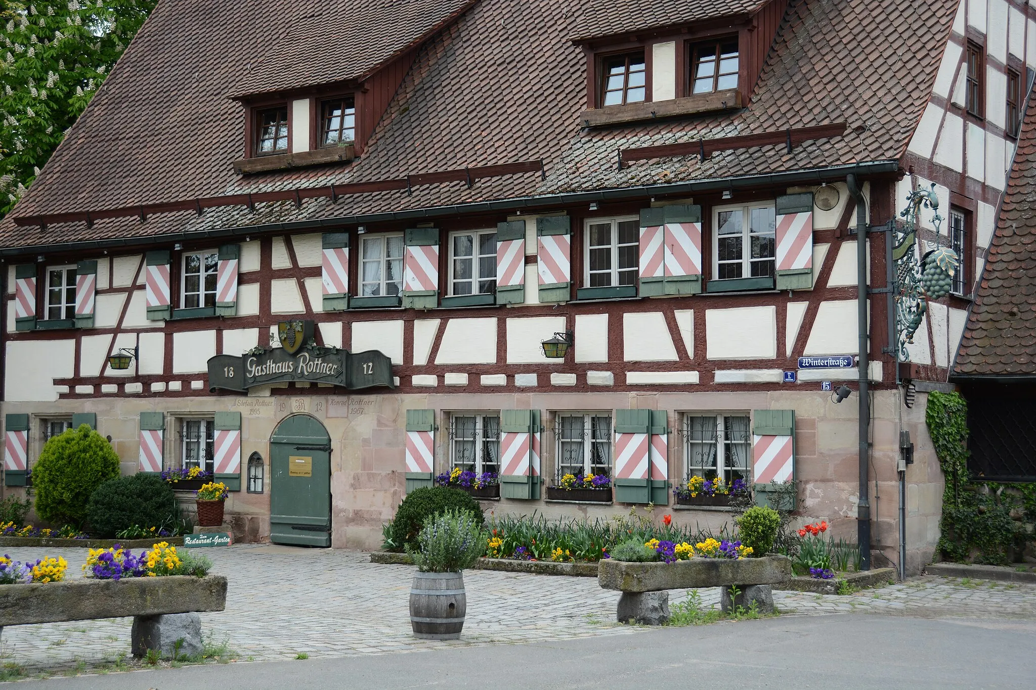 Photo showing: Gasthaus Rottner, früher „Zur grünen Weintraube“, Winterstraße 15, Nürnberg/Großreuth bei Schweinau