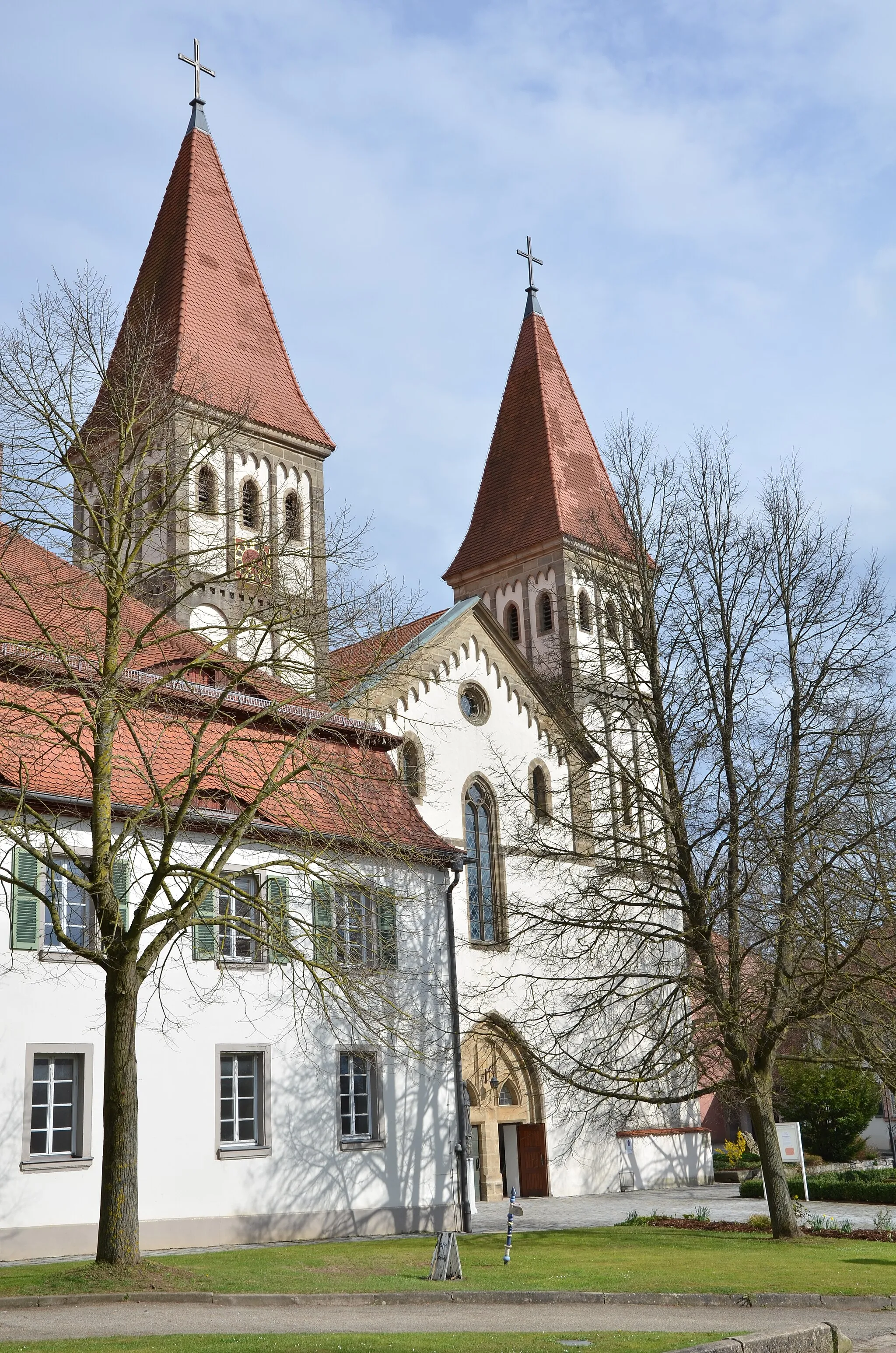 Photo showing: Kloster Heidenheim, Portal des Münsters