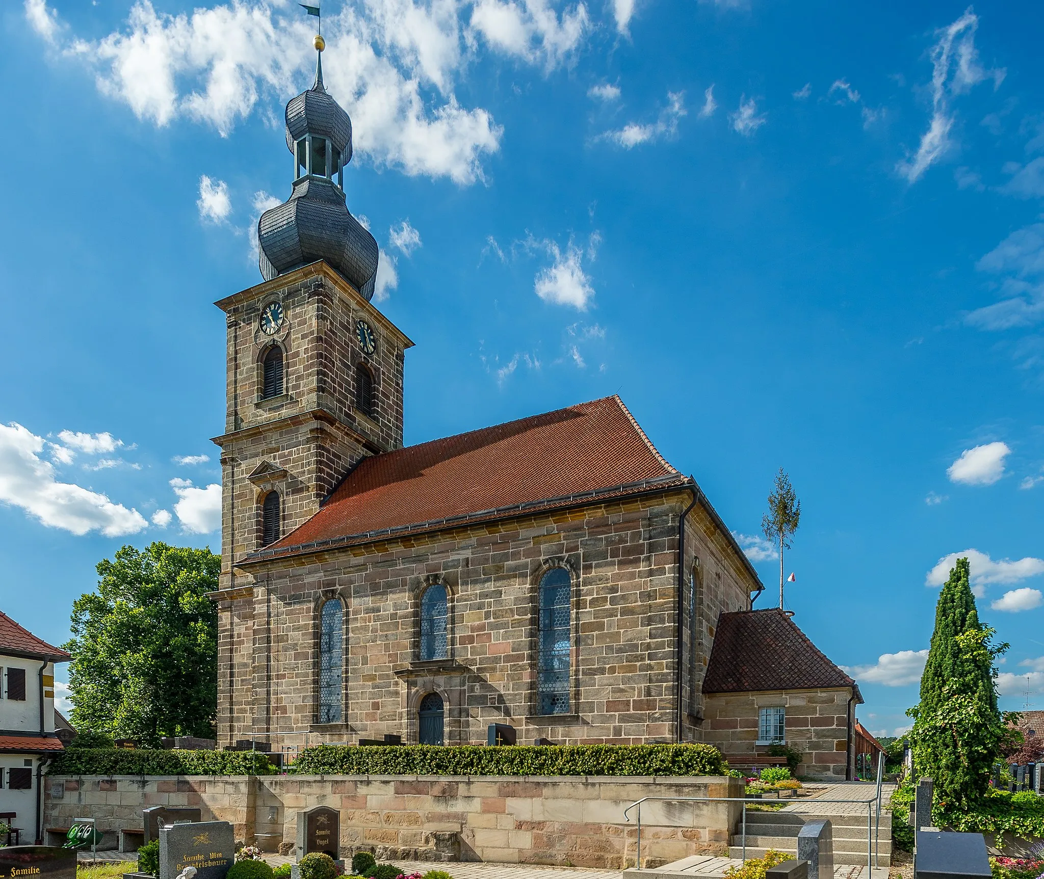 Photo showing: evangelische Kirche St. Matthäus Uttenreuth