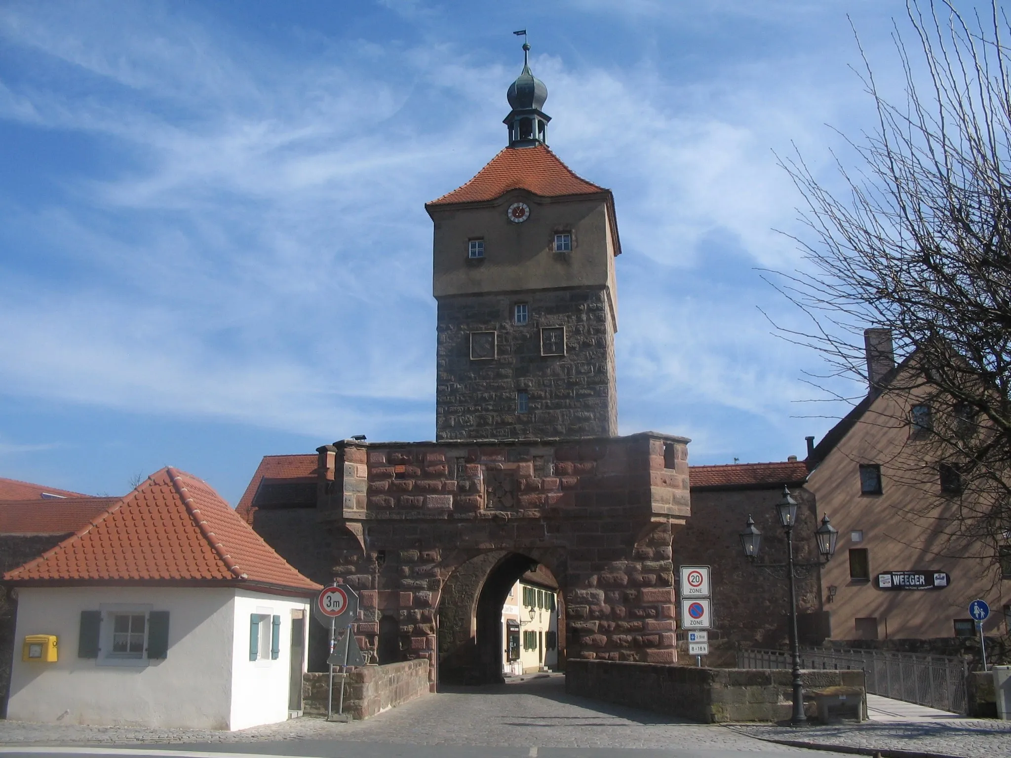 Photo showing: Oberes Tor ("upper gate") in en:Wolframs-Eschenbach.