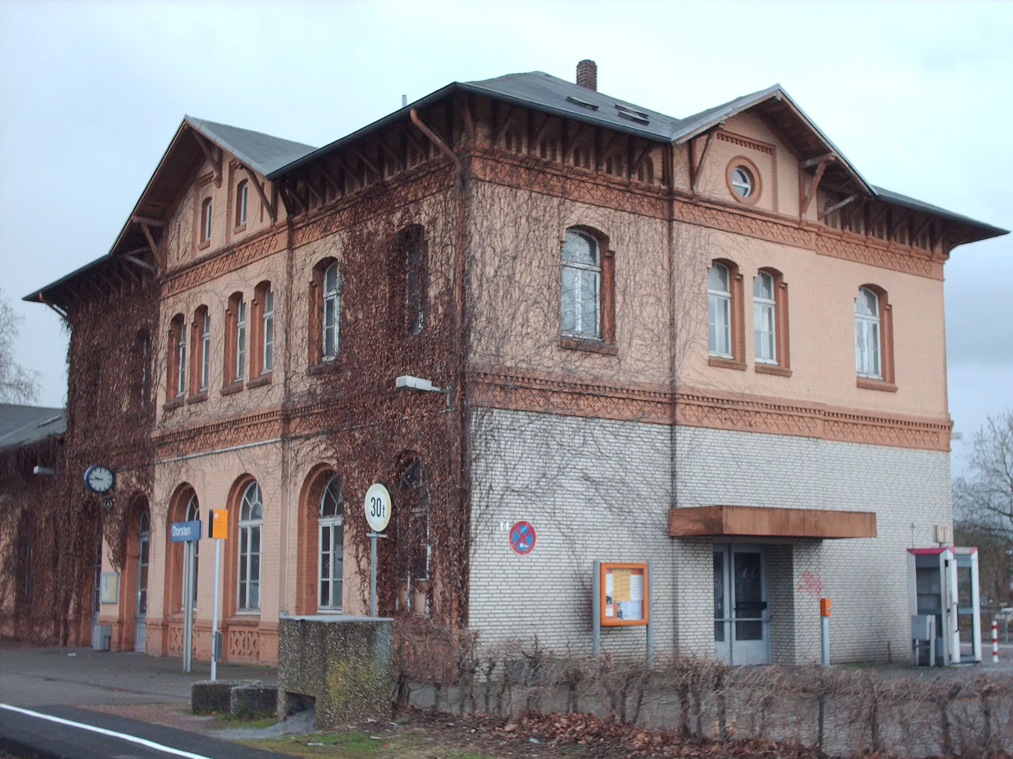 Photo showing: Dorsten station, Dorsten, Germany