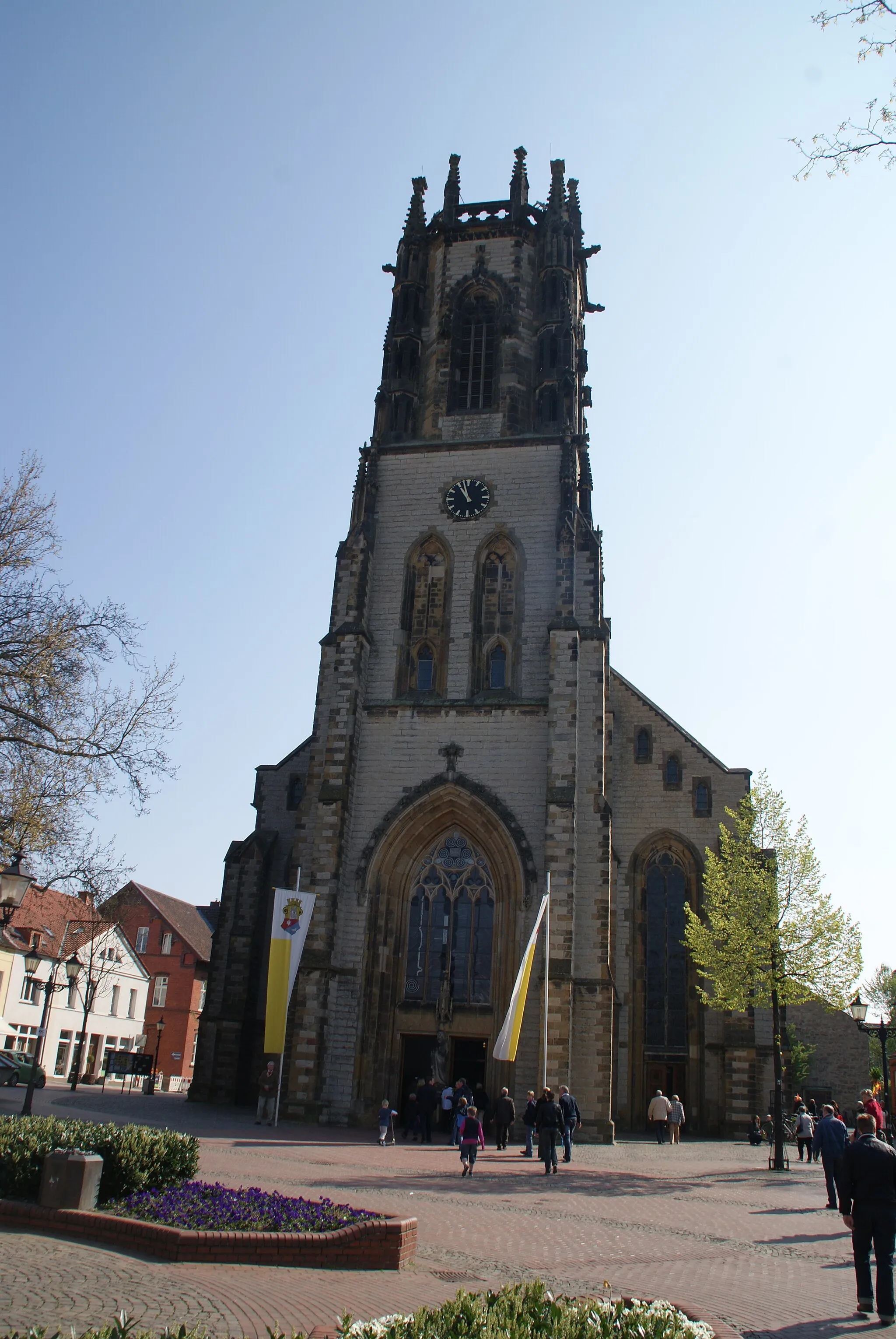 Photo showing: Sankt Johannes der Täufer (Kirche im westfälischen Oelde)