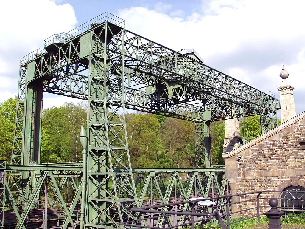 Photo showing: The old boat lift at Henrichenburg, Germany